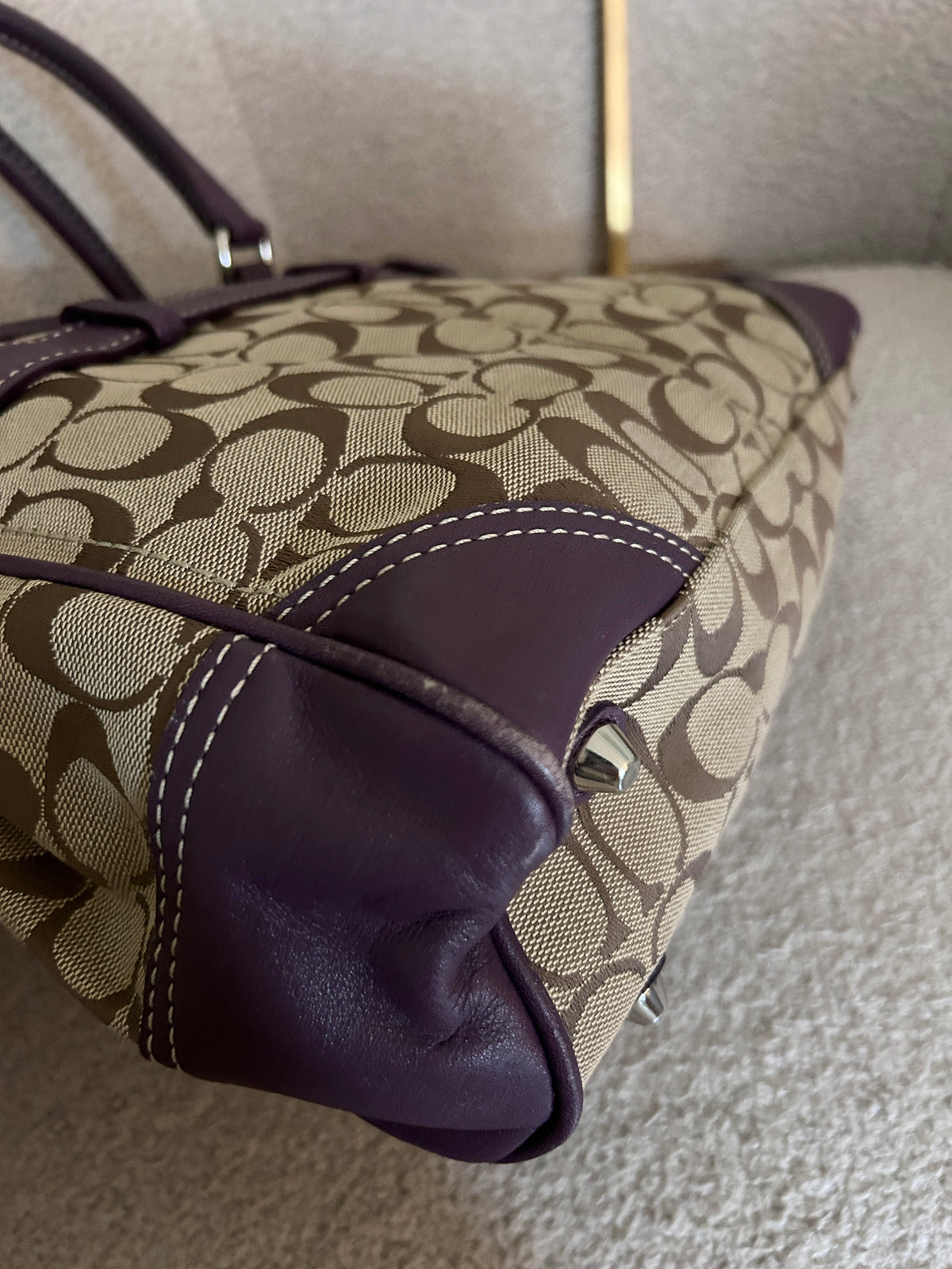 Vintage Coach Hampton signature monogram and purple shoulder bag