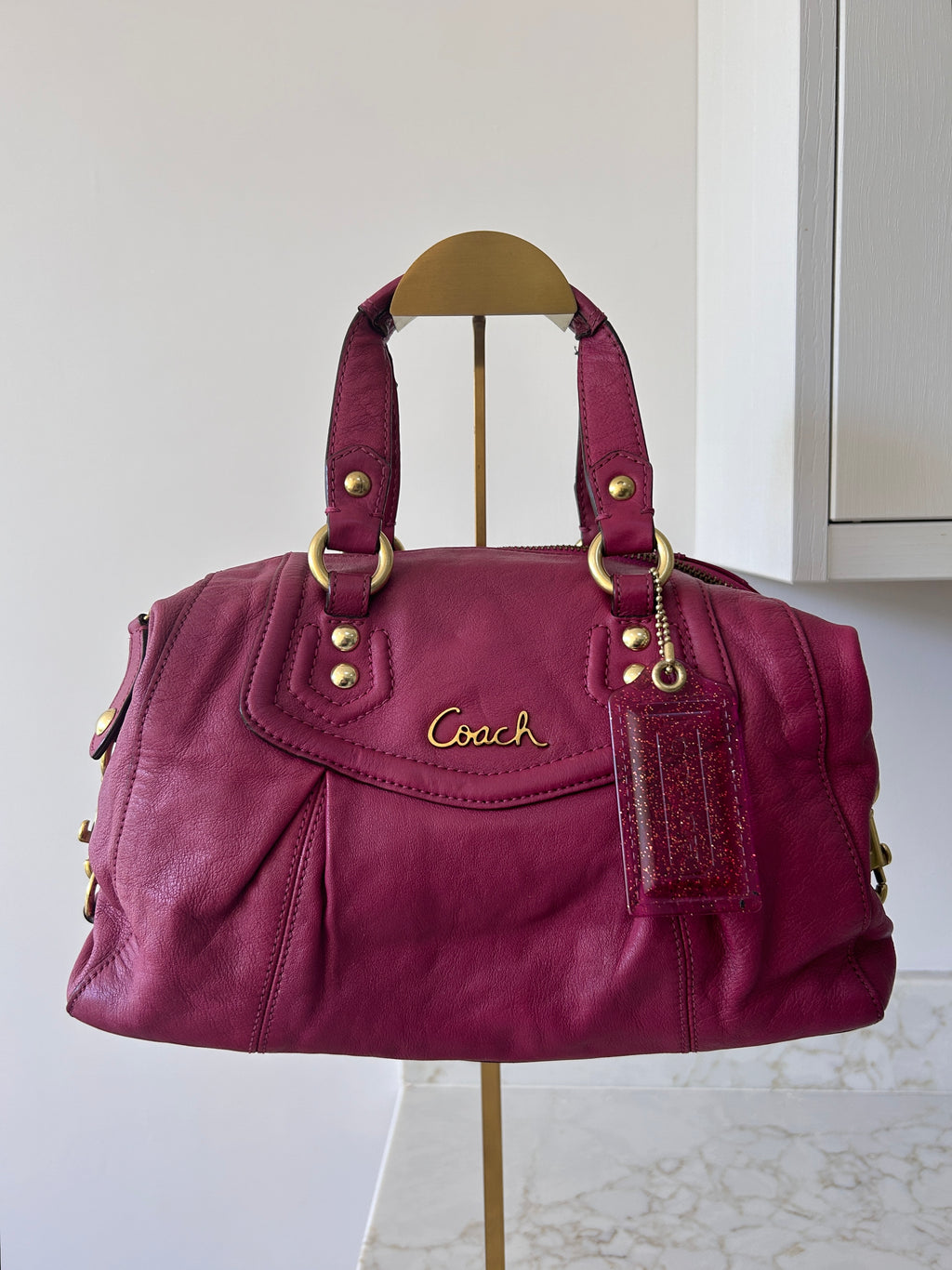 Vintage Coach pink leather shoulder bag