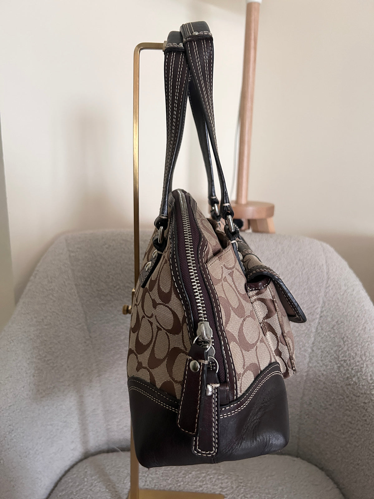 Vintage Coach turnlock brown monogram shoulder bag
