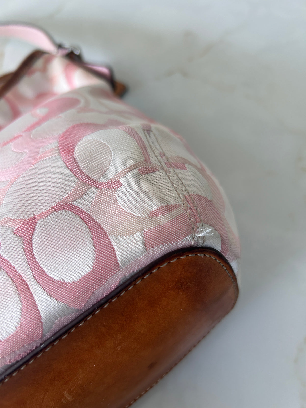 Vintage Coach pink clip optic monogram shoulder bag