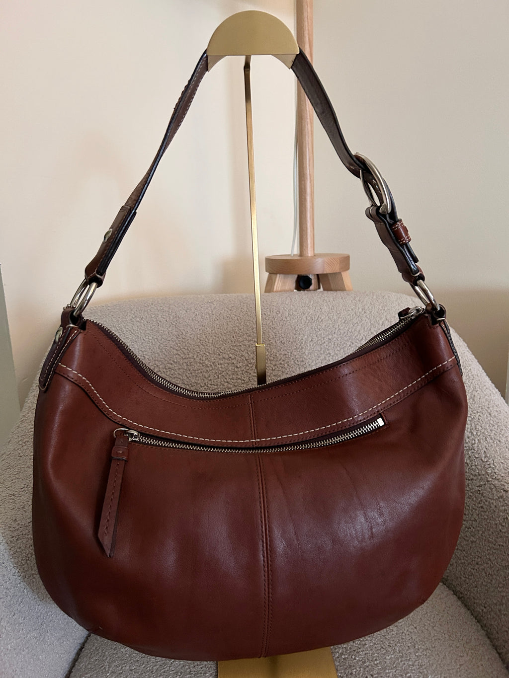Vintage Coach brown leather large shoulder bag