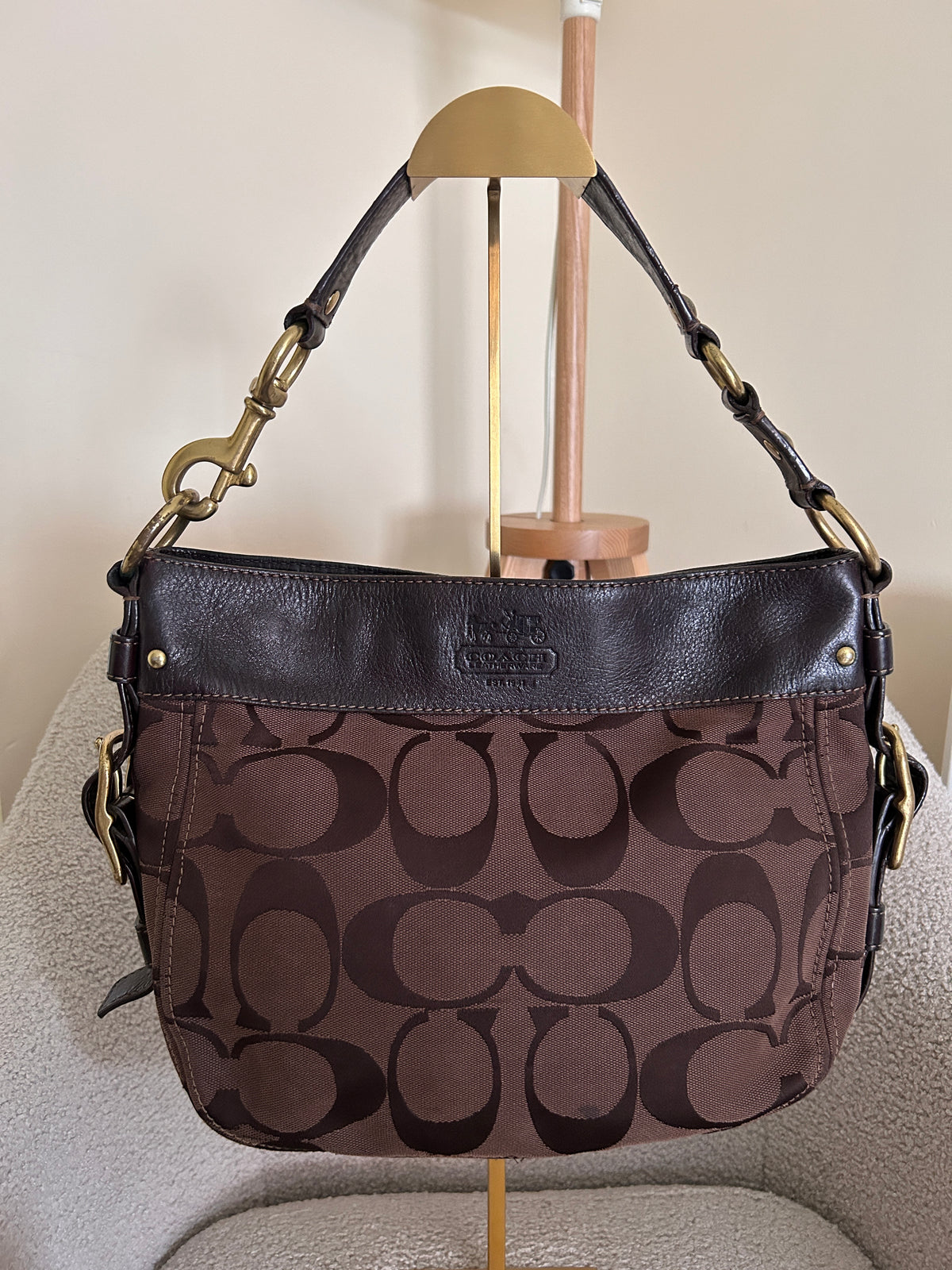 Vintage Coach chocolate brown Zoe shoulder bag