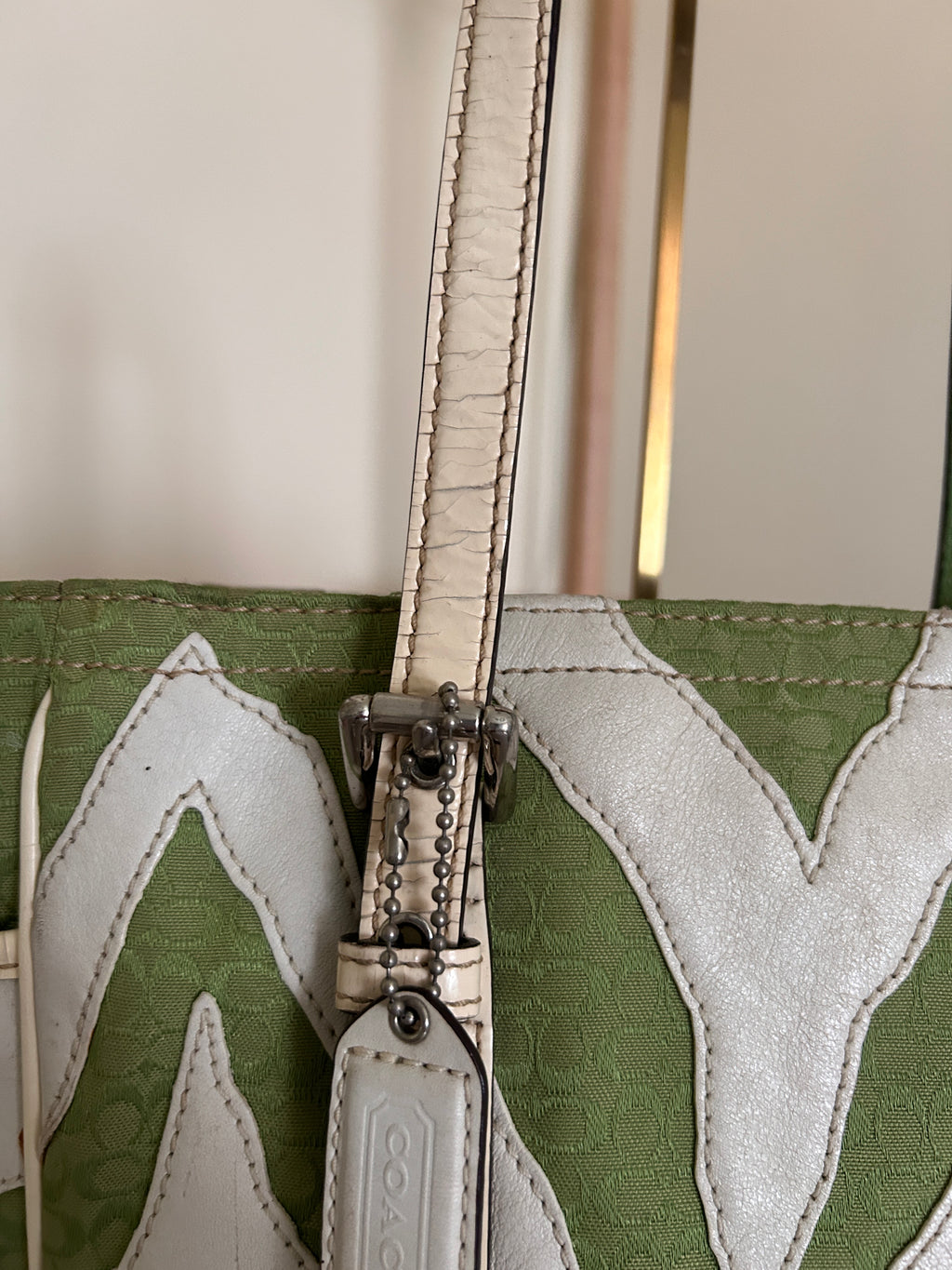 Vintage Coach zebra green shoulder bag