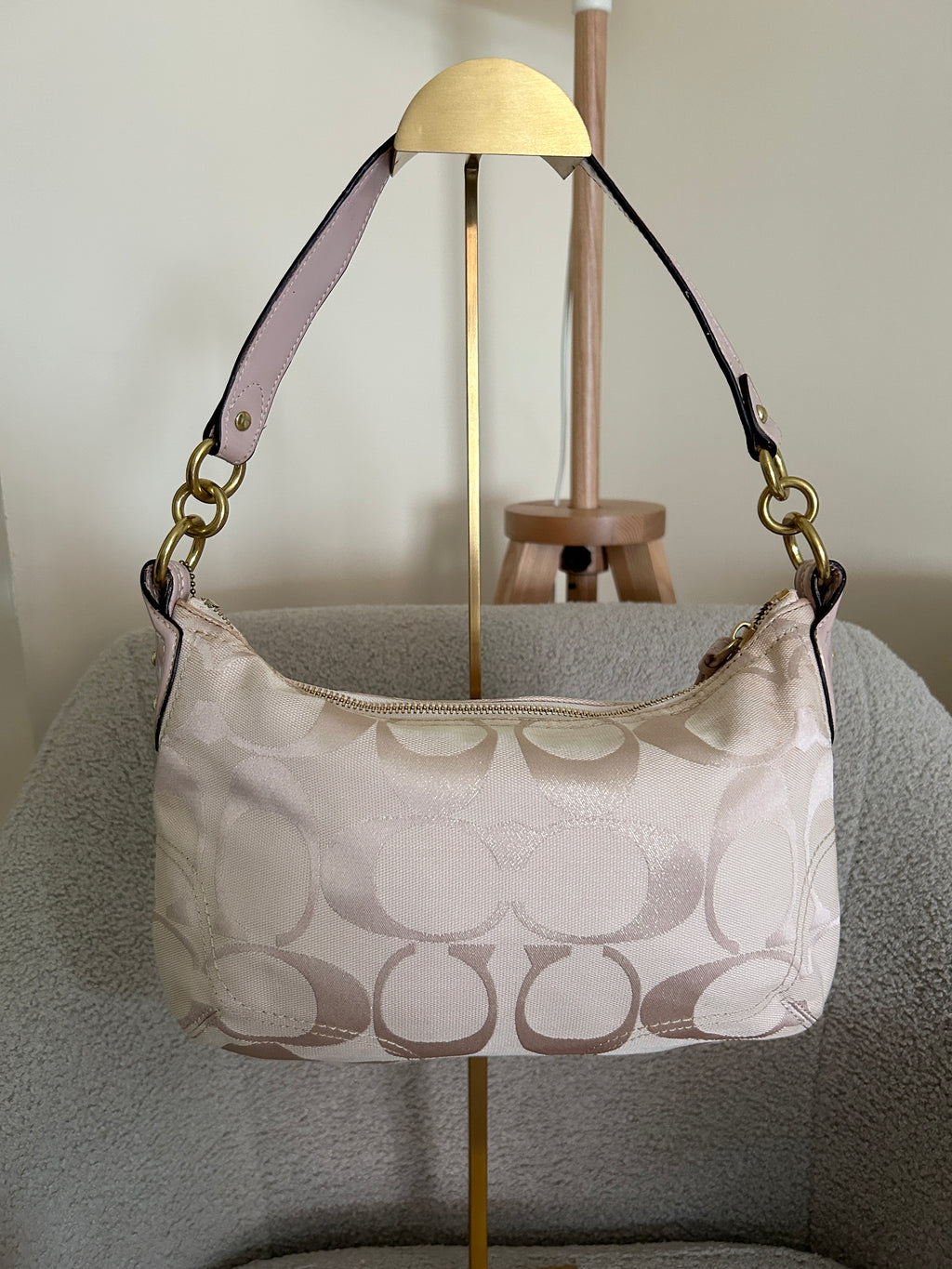 Vintage Coach pink monogram shoulder bag