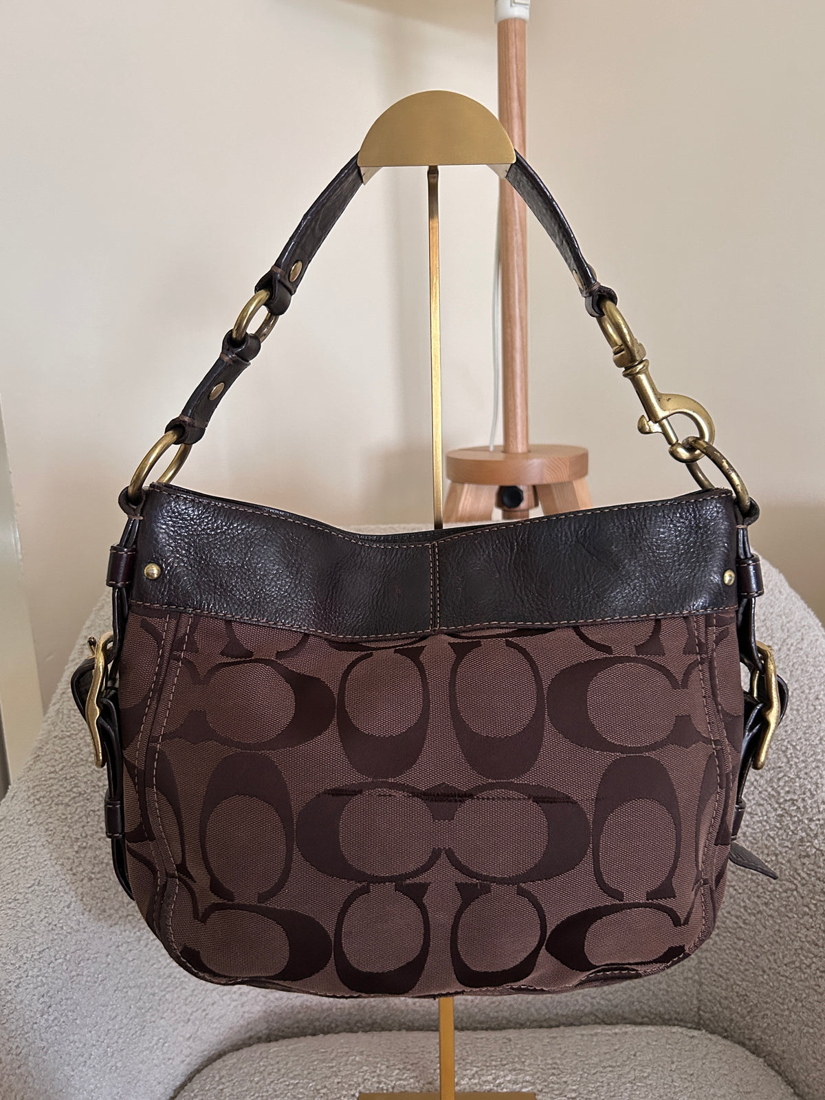 Vintage Coach chocolate brown Zoe shoulder bag
