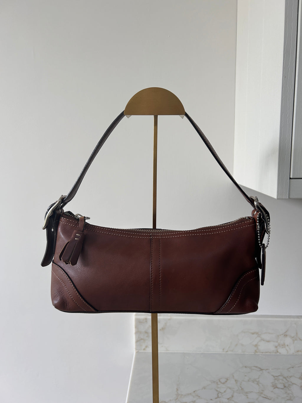 Vintage Coach brown leather baguette shoulder bag