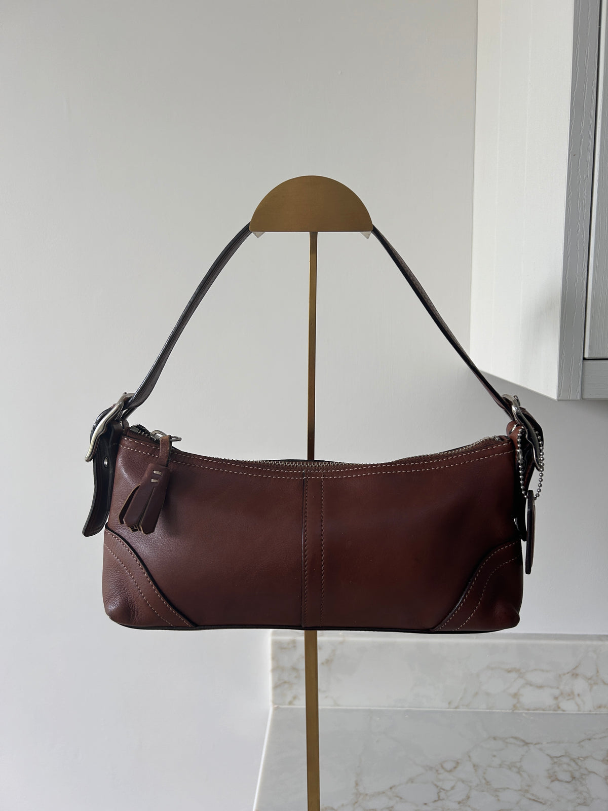 Vintage Coach brown leather baguette shoulder bag