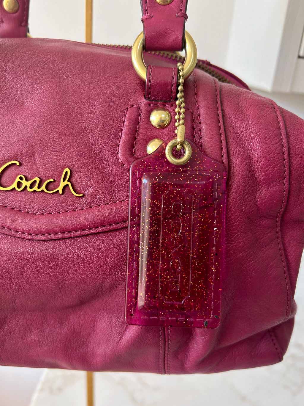 Vintage Coach pink leather shoulder bag