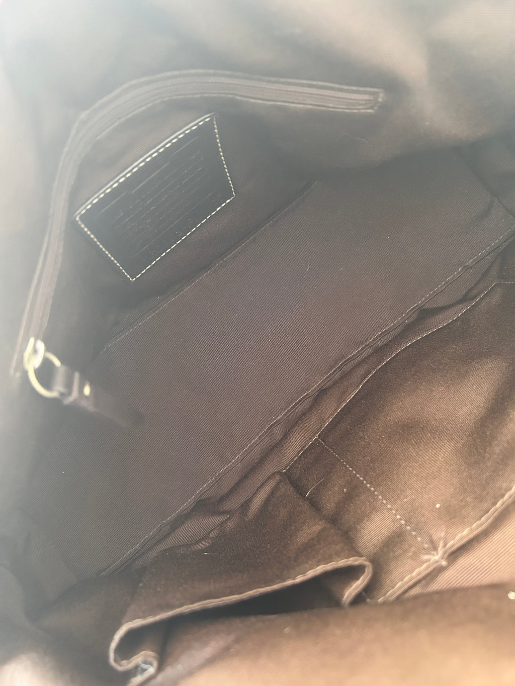 Vintage Coach chocolate brown turnlock shoulder bag