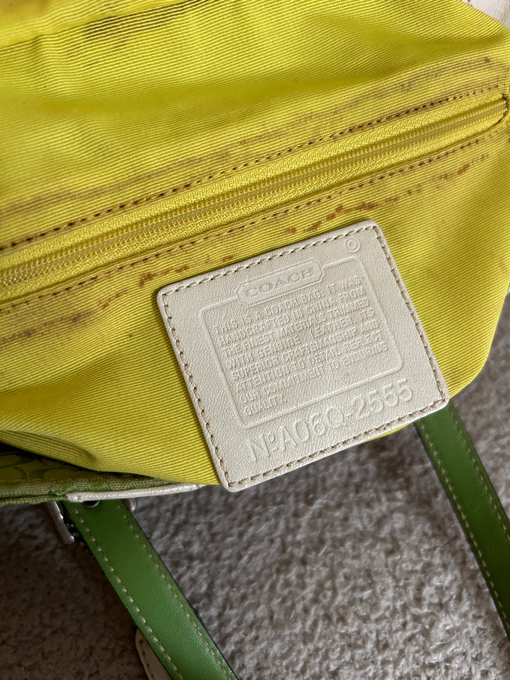 Vintage Coach zebra green shoulder bag