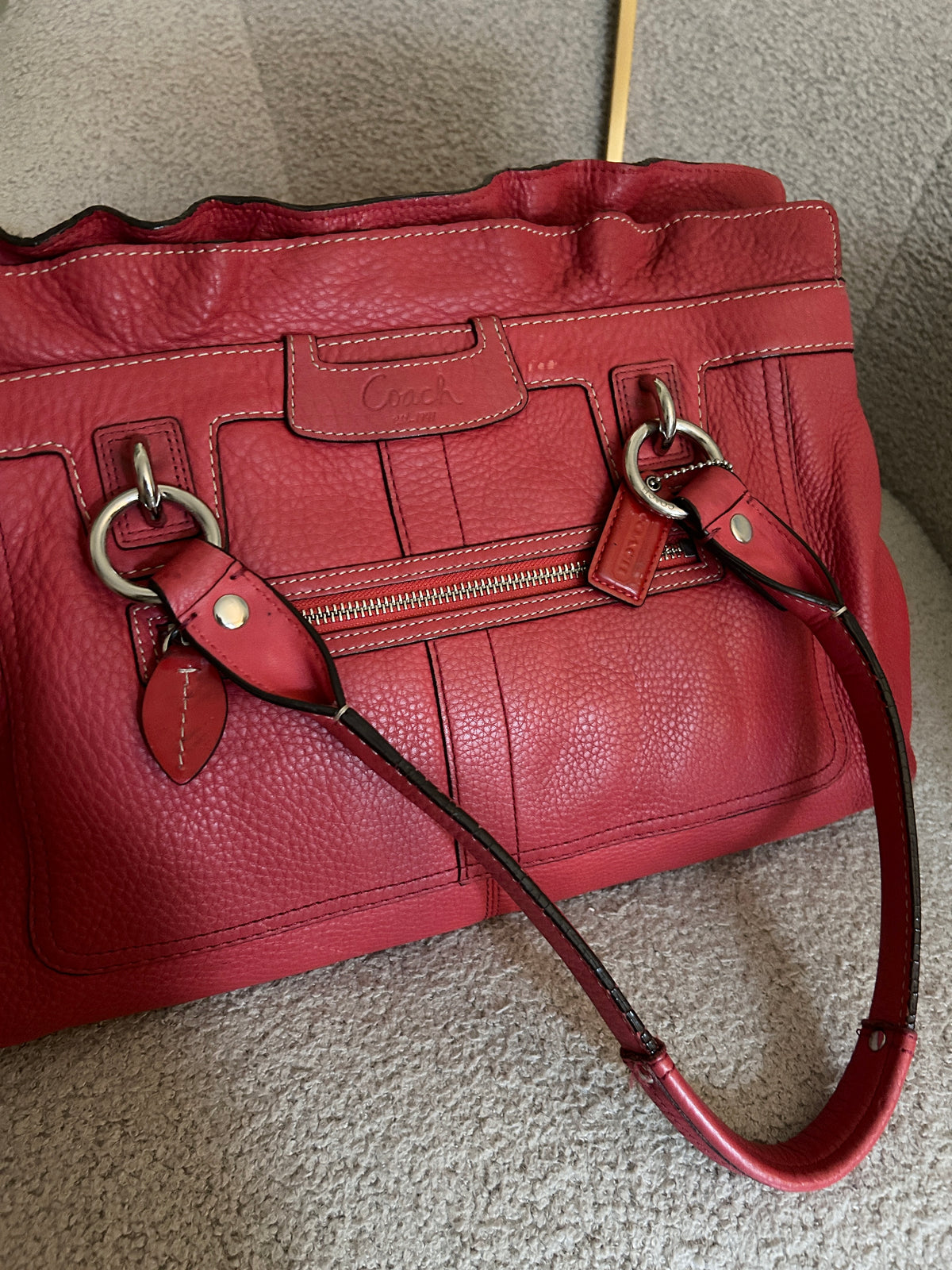 Vintage Coach red leather shoulder bag