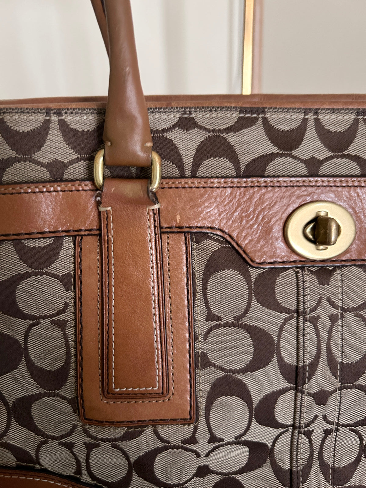 Vintage Coach Hampton turnlock shoulder bag