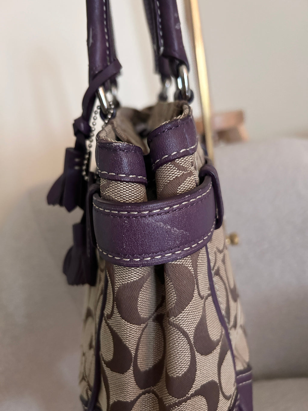 Vintage Coach Hampton signature monogram and purple shoulder bag