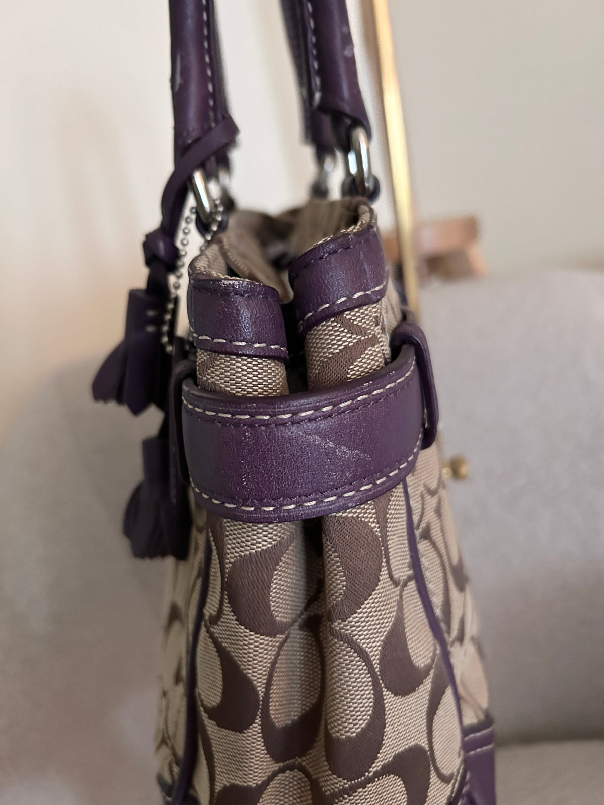 Vintage Coach Hampton signature monogram and purple shoulder bag