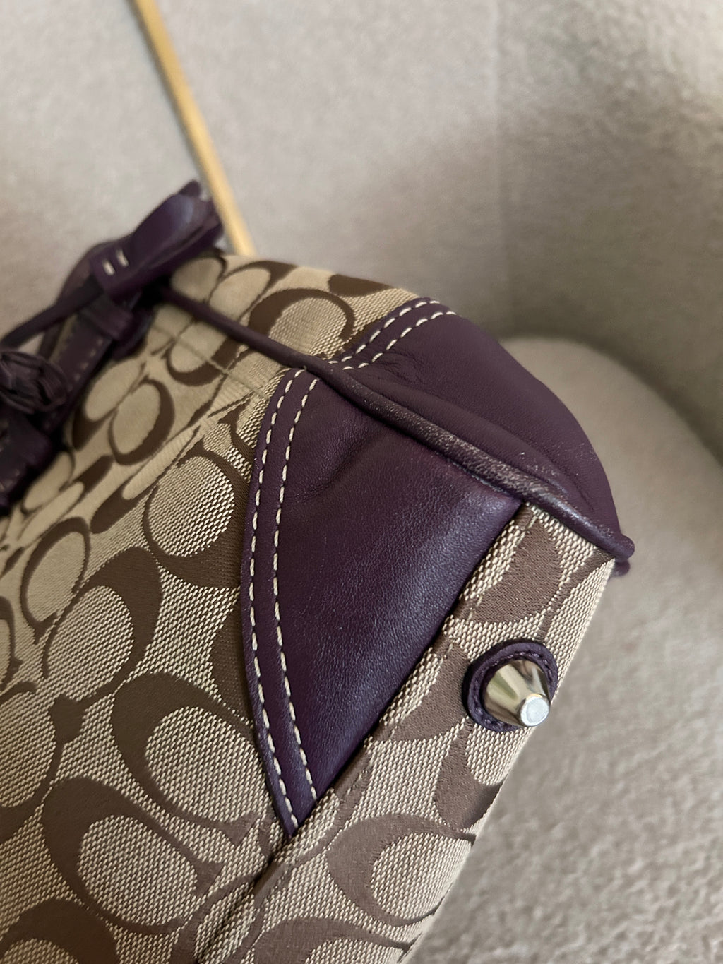 Vintage Coach Hampton signature monogram and purple shoulder bag