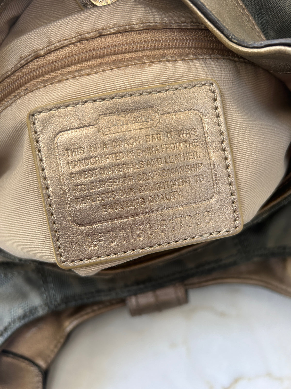 Vintage Coach olive green Soho tote shoulder bag