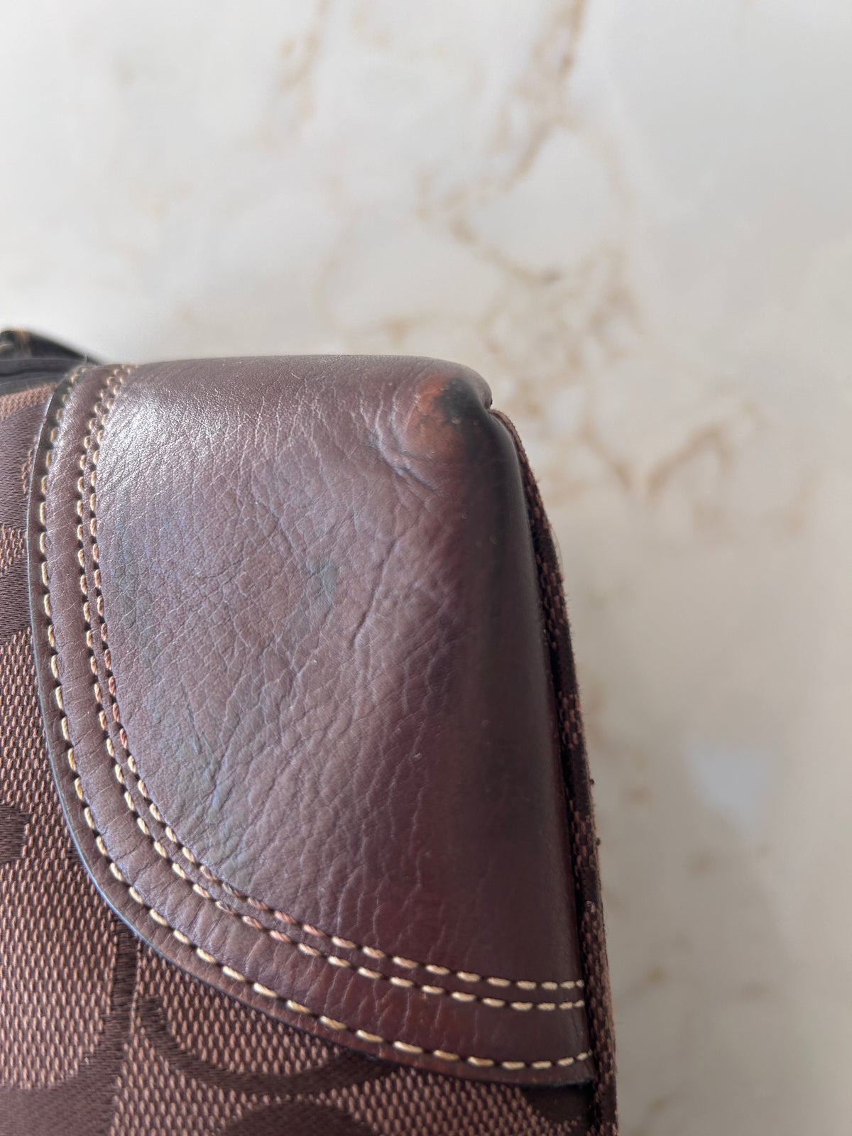 Vintage Coach chocolate brown turnlock shoulder bag