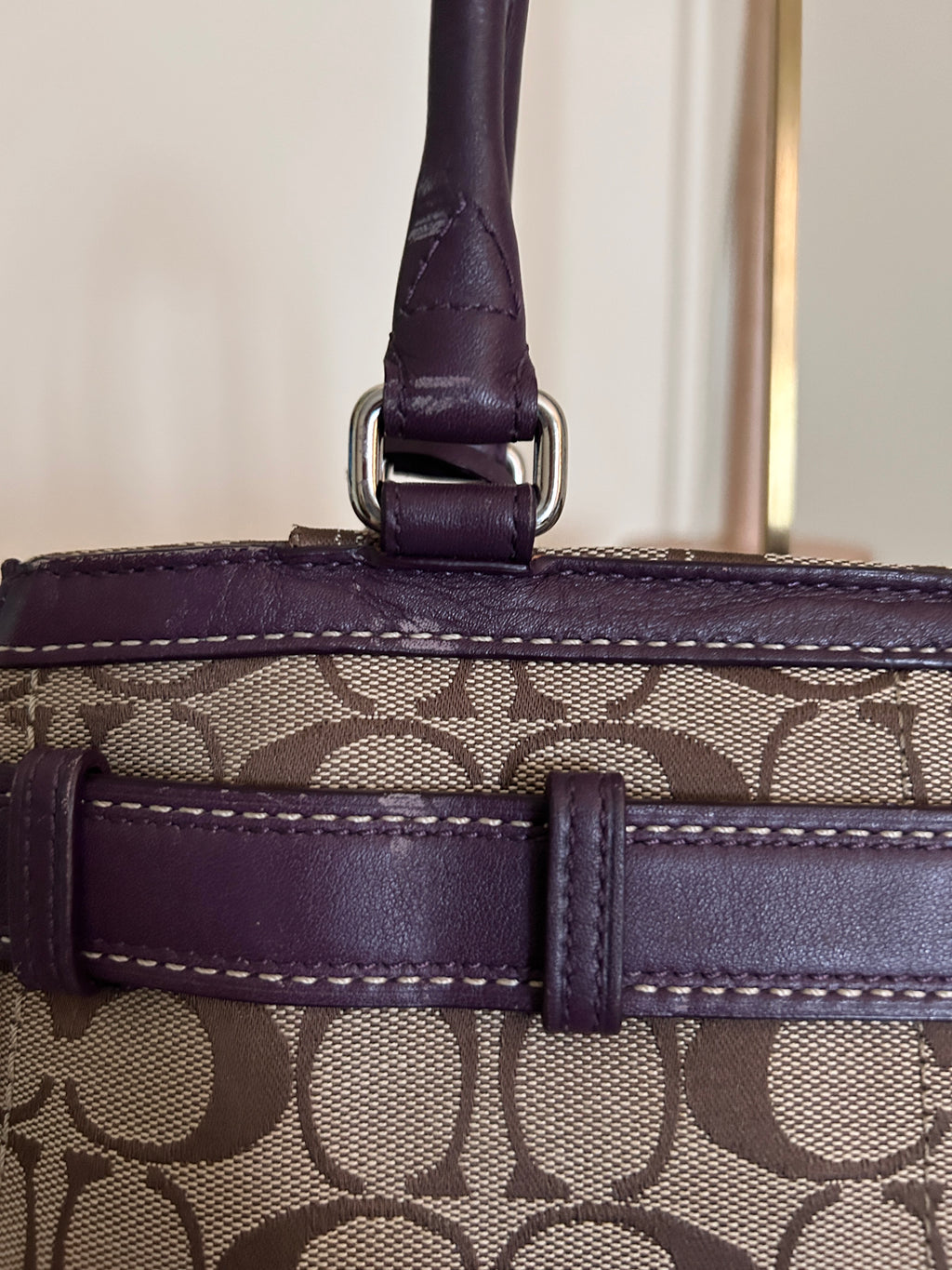 Vintage Coach Hampton signature monogram and purple shoulder bag
