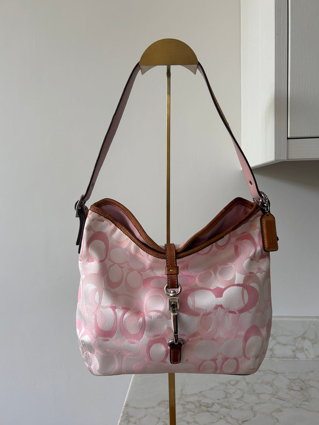 Vintage Coach pink clip optic monogram shoulder bag