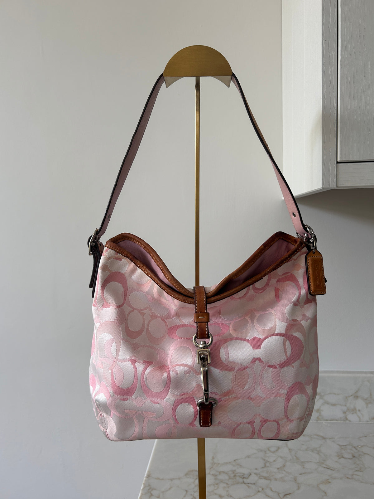 Vintage Coach pink clip optic monogram shoulder bag
