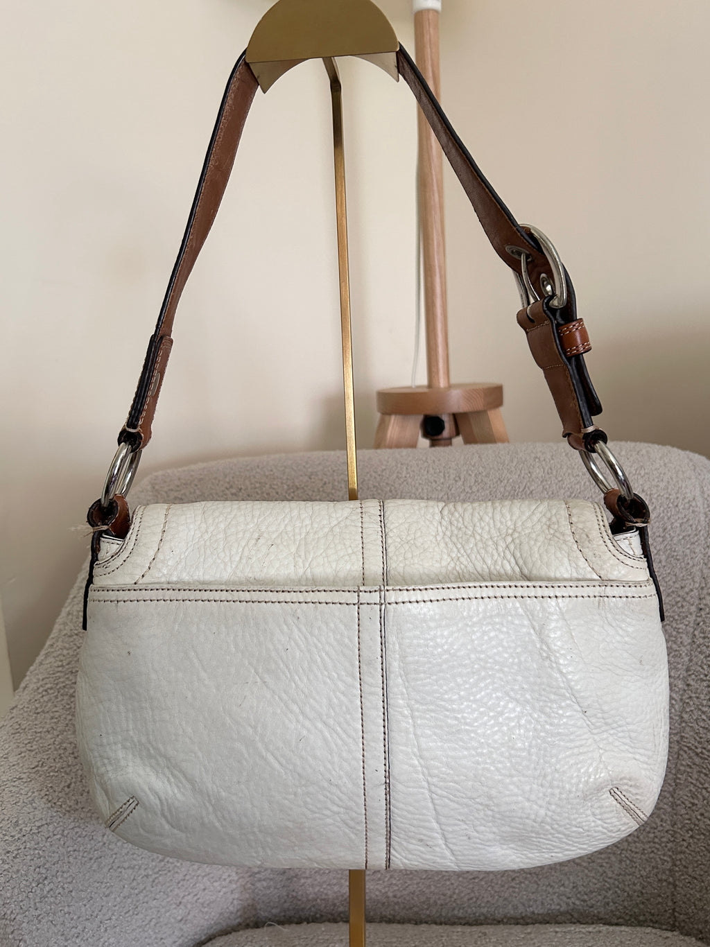 Vintage Coach white and brown leather shoulder bag