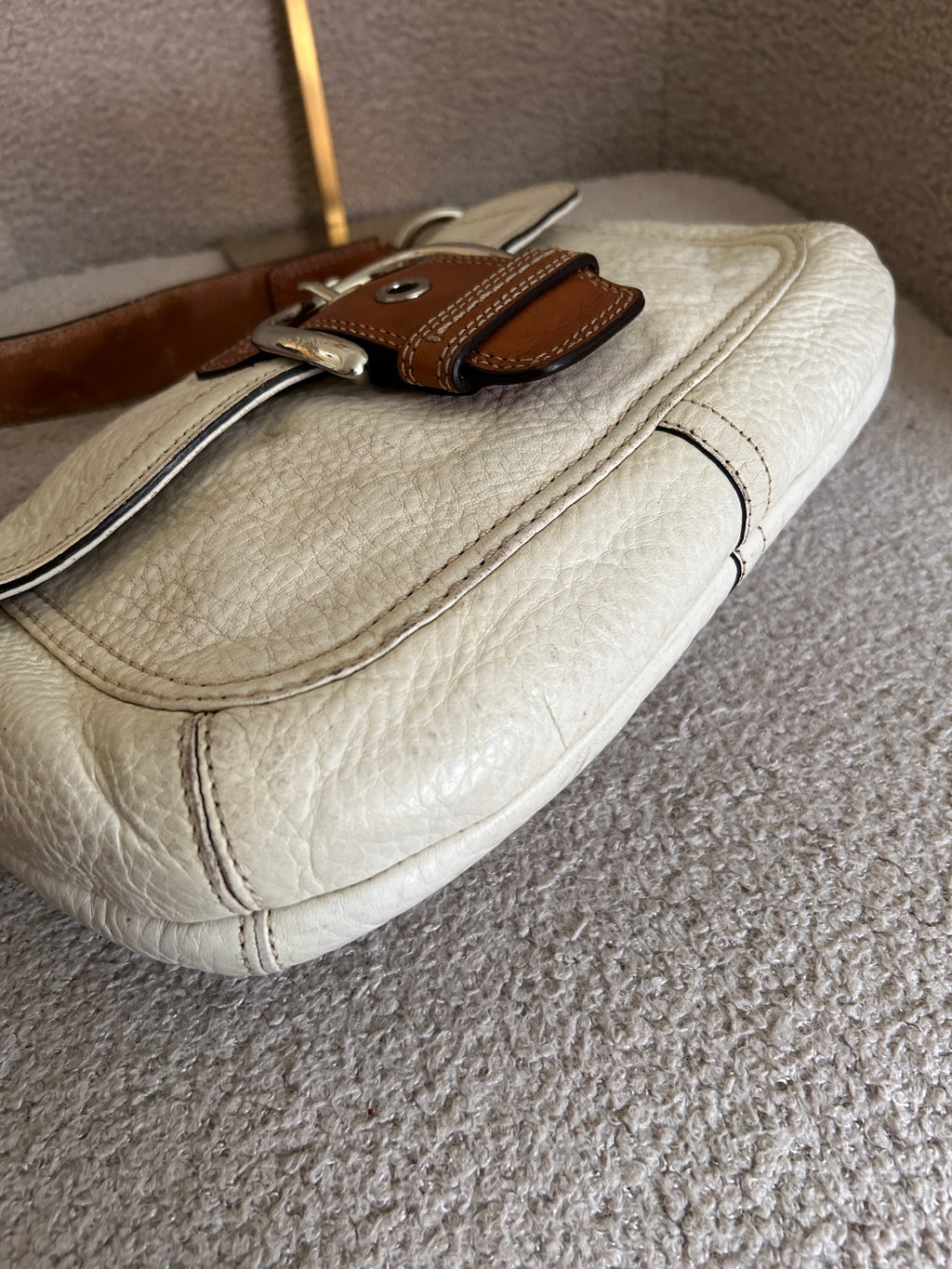 Vintage Coach white and brown leather shoulder bag