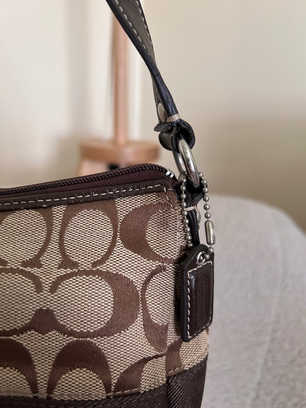 Vintage Coach mini shoulder bag