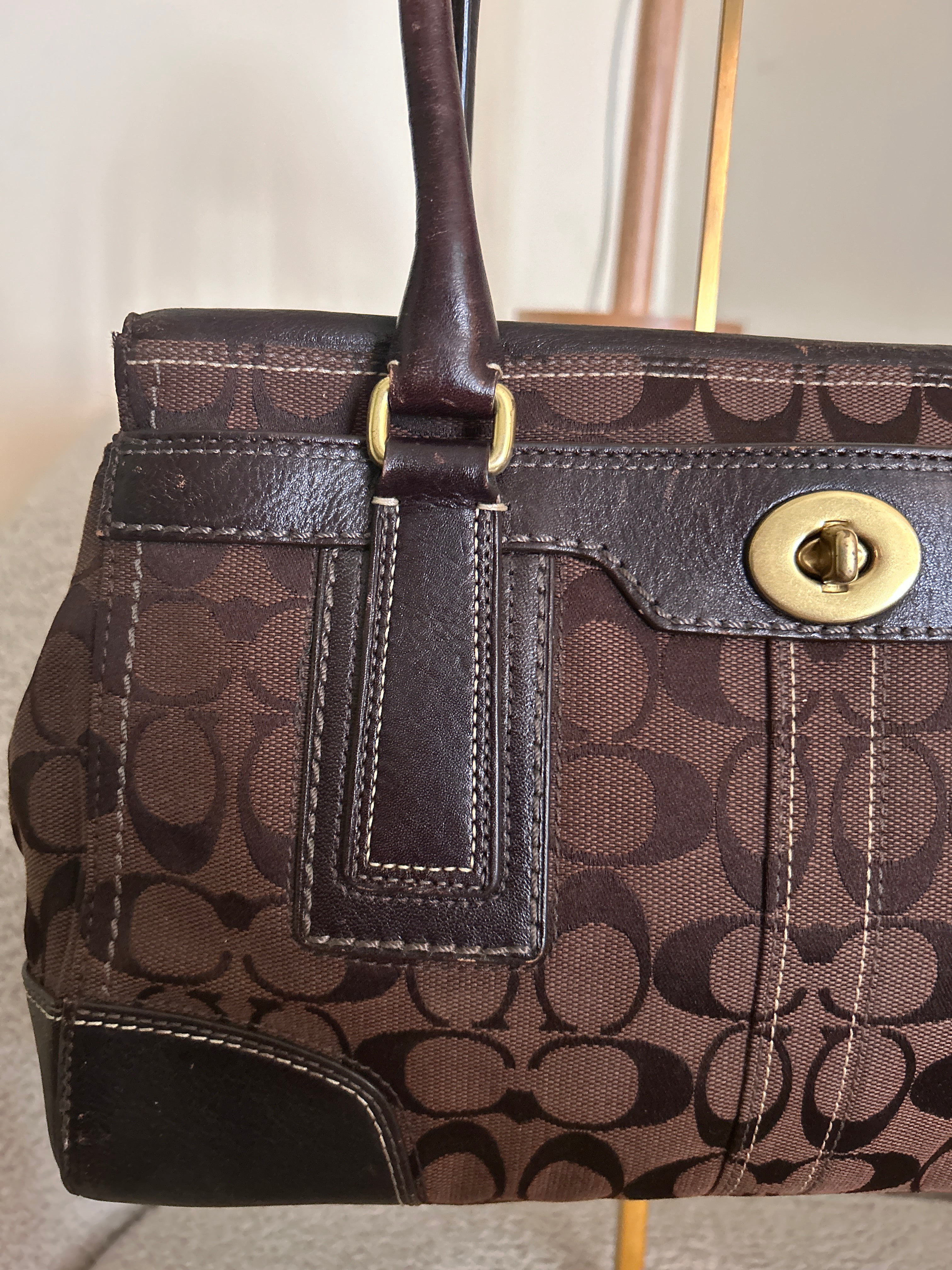 Vintage Coach chocolate brown Hamptons shoulder bag