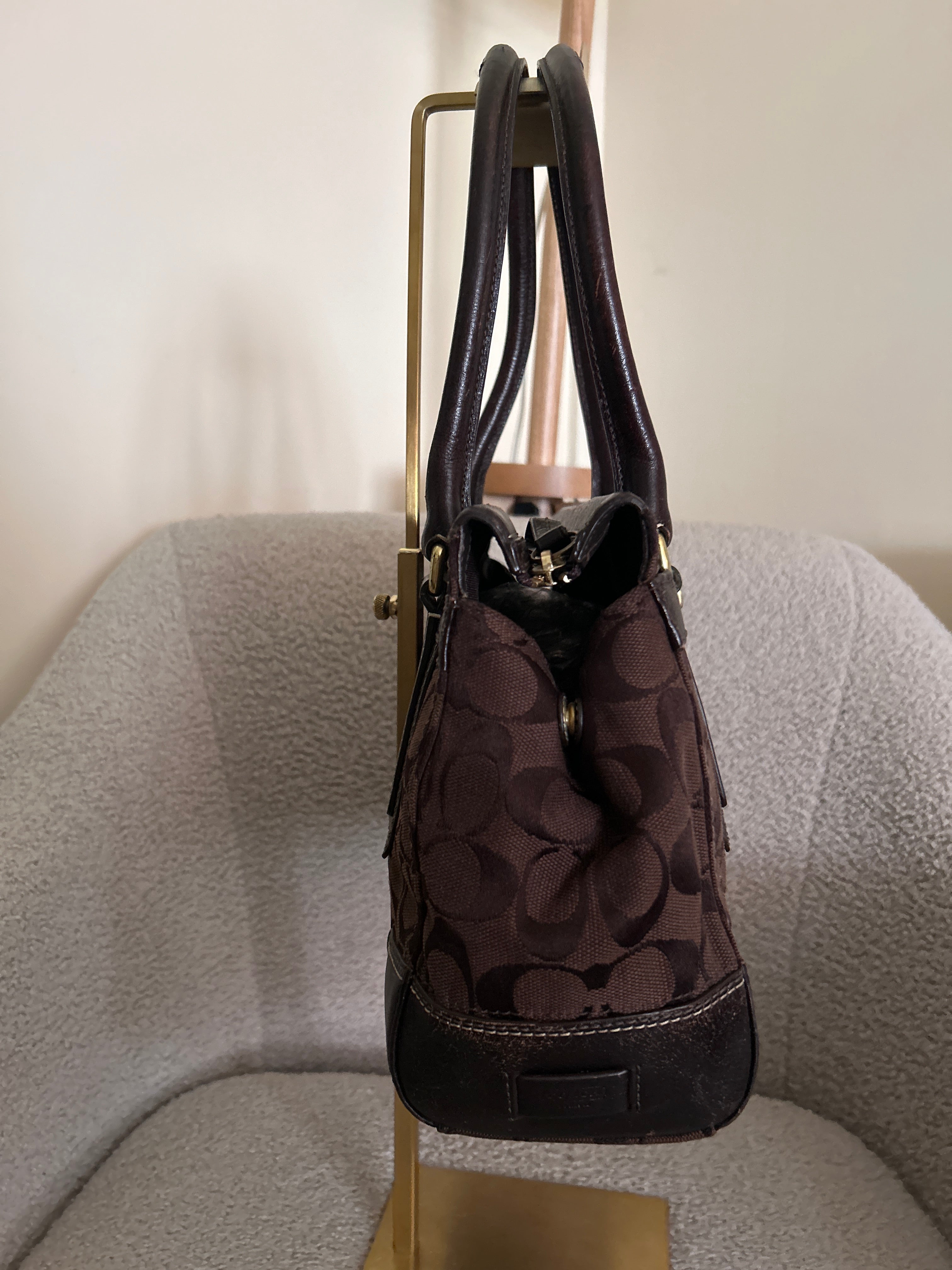 Vintage Coach chocolate brown Hamptons shoulder bag