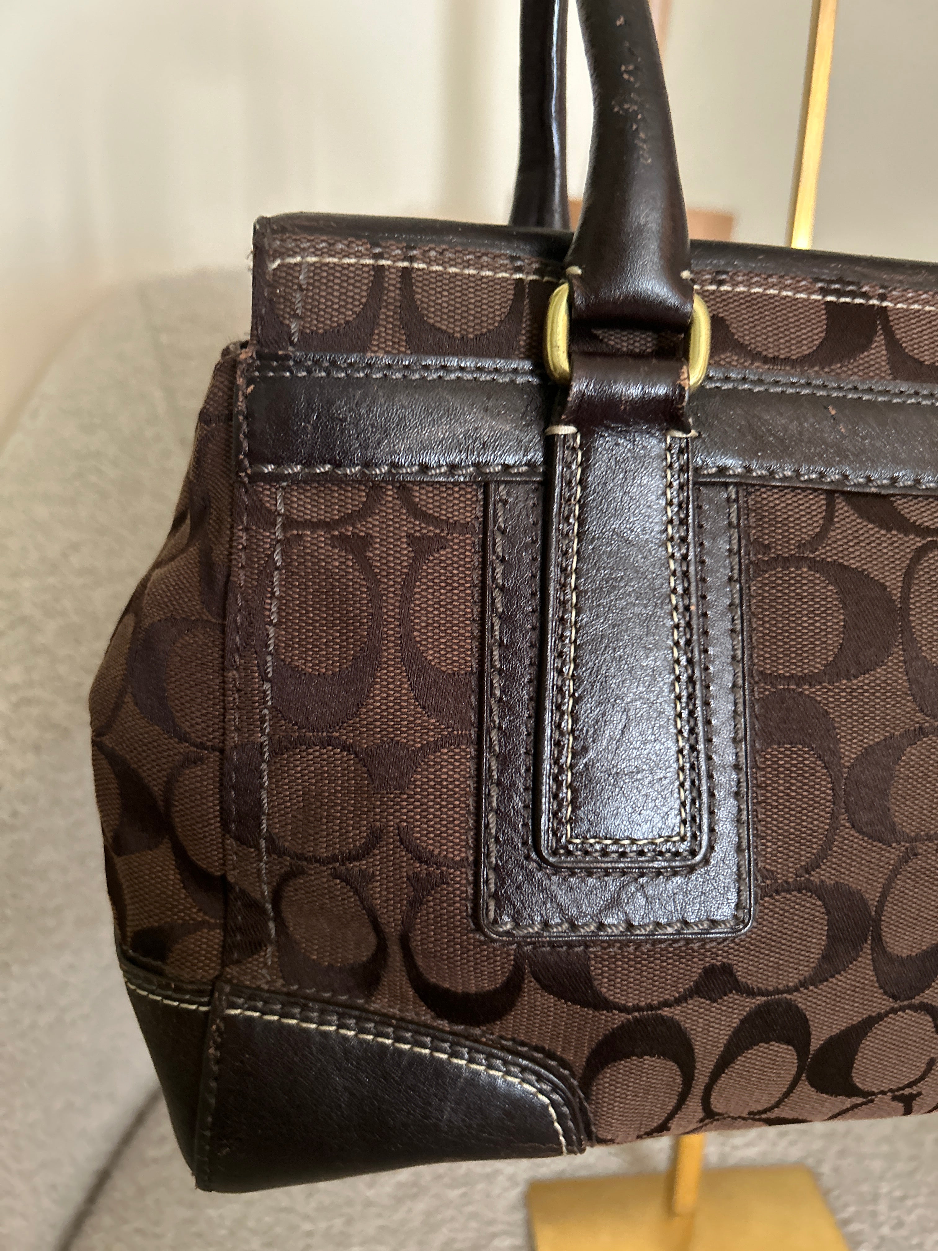 Vintage Coach chocolate brown Hamptons shoulder bag