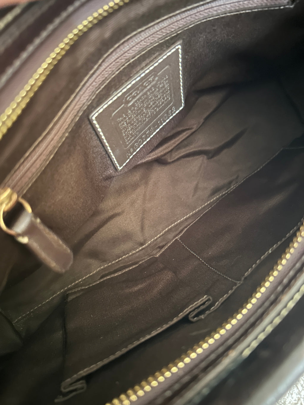 Vintage Coach chocolate brown Hamptons shoulder bag