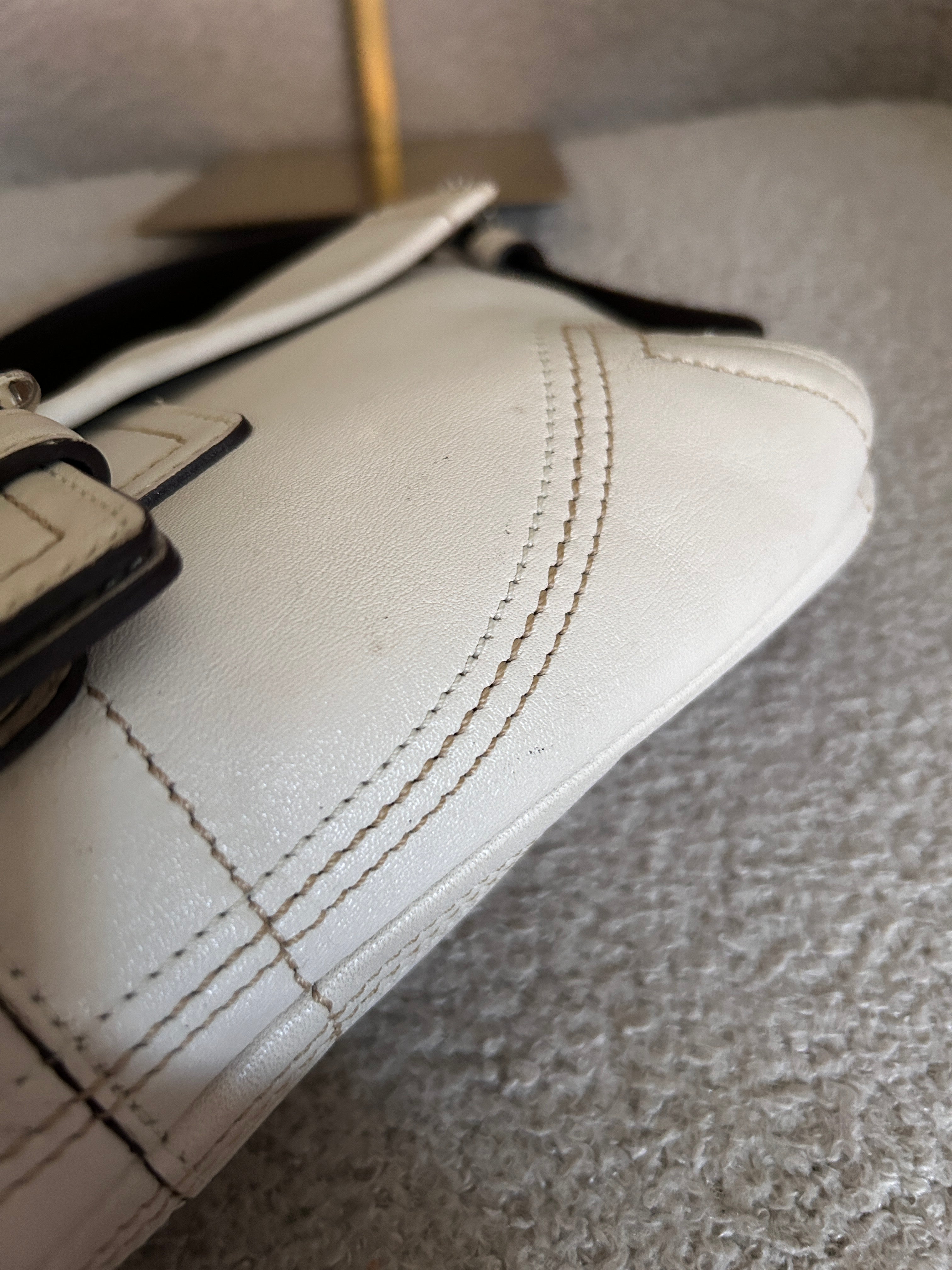 Vintage Coach white leather Soho shoulder bag