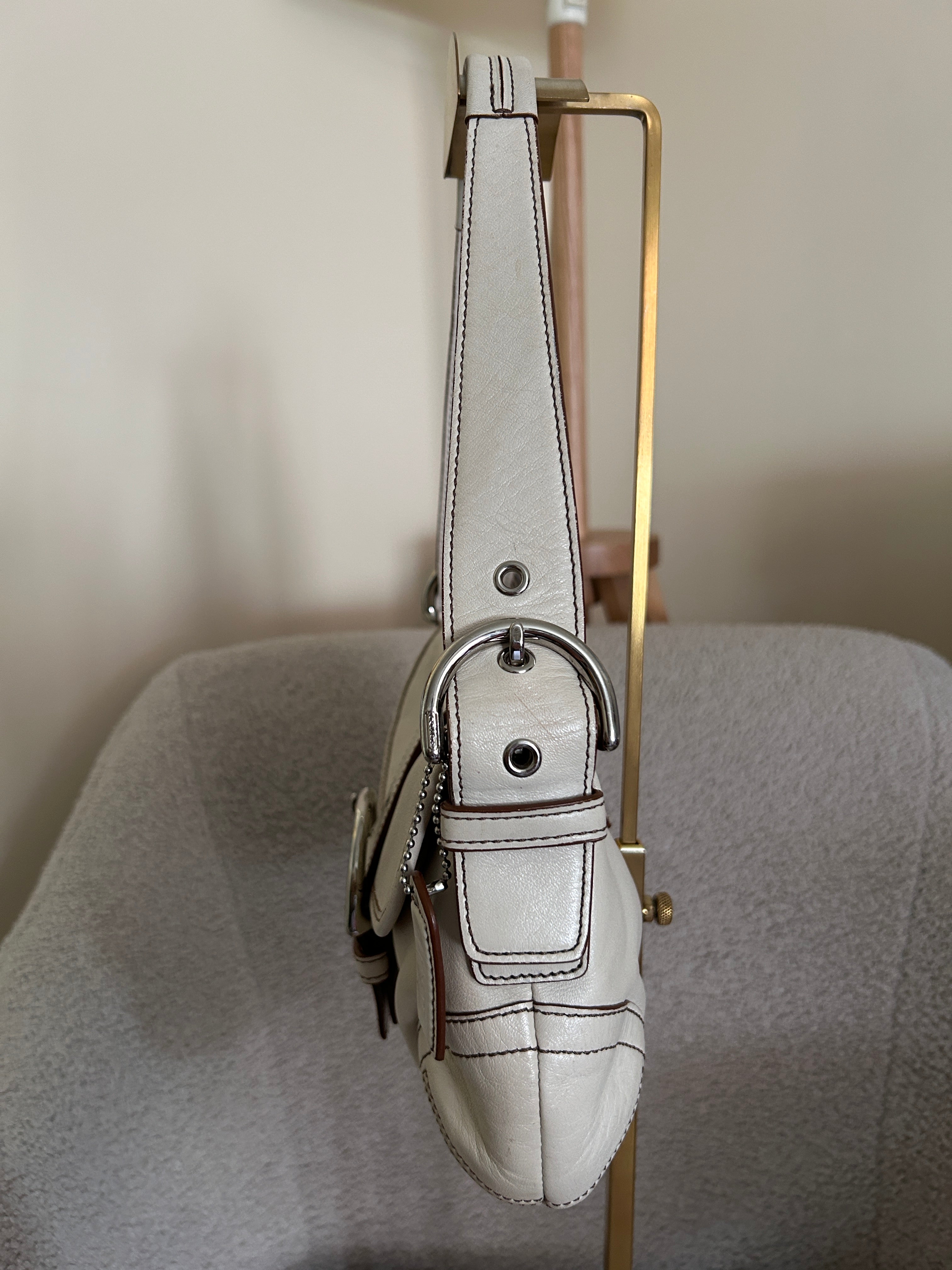 Vintage Coach white leather Soho shoulder bag