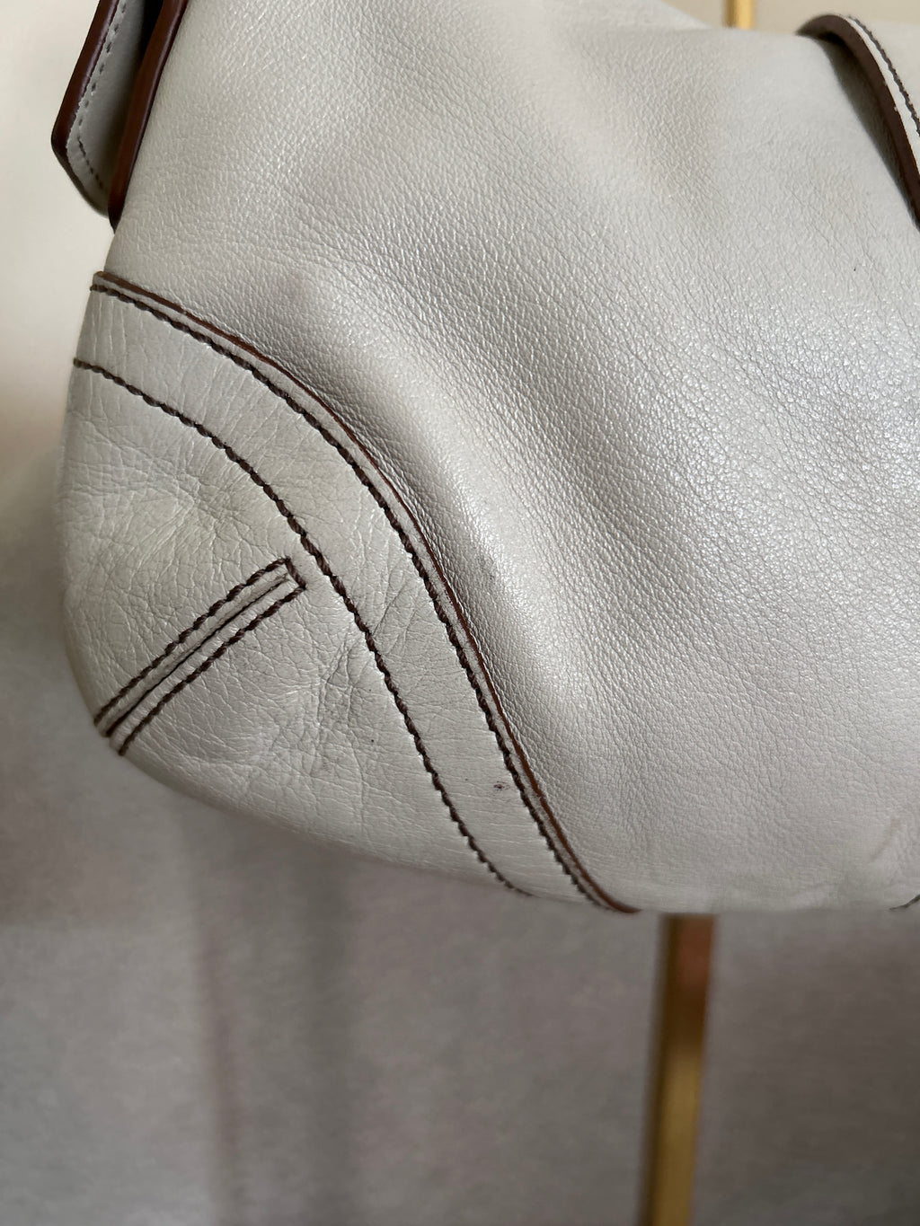 Vintage Coach white leather Soho shoulder bag
