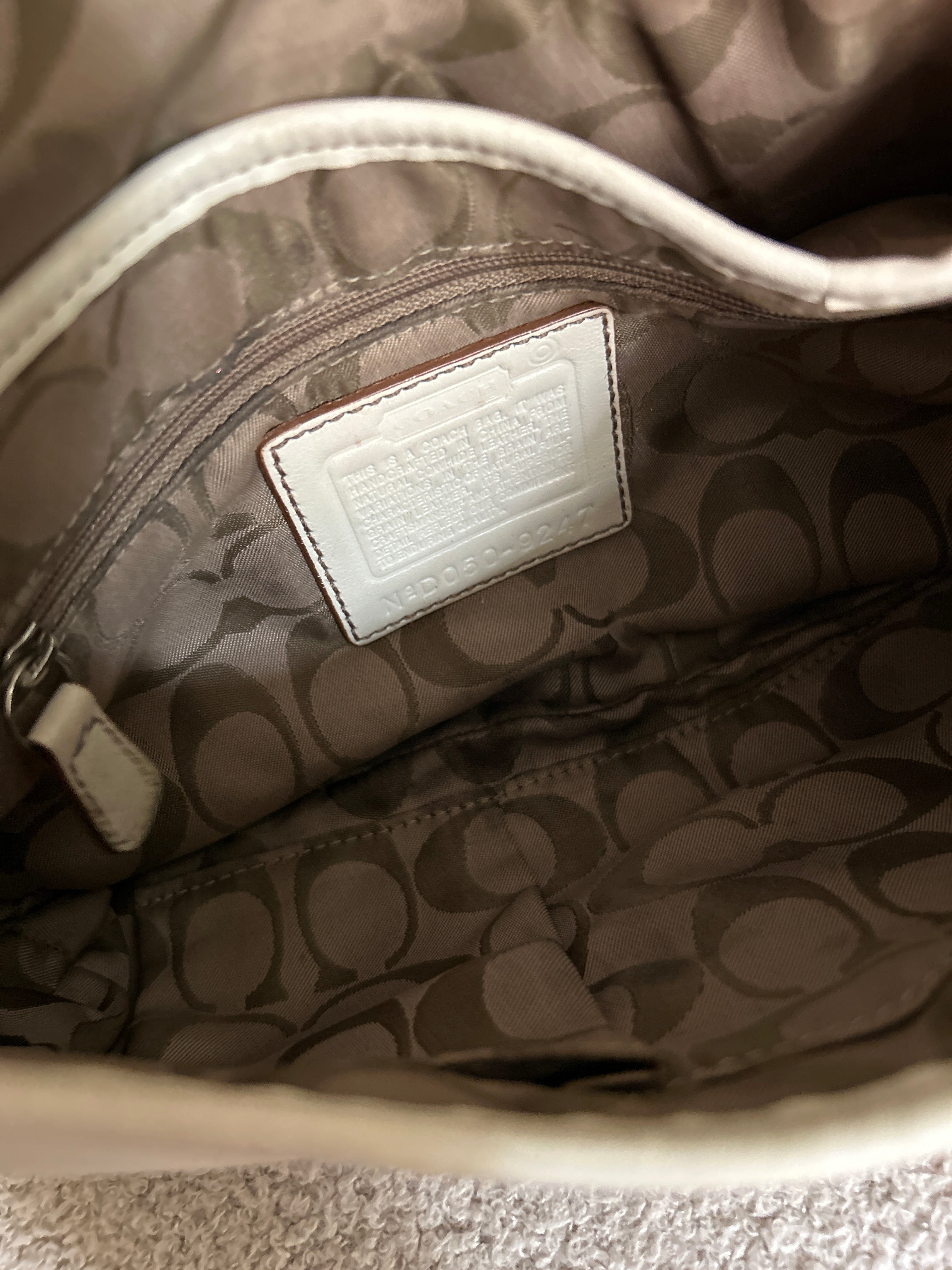 Vintage Coach white leather Soho shoulder bag