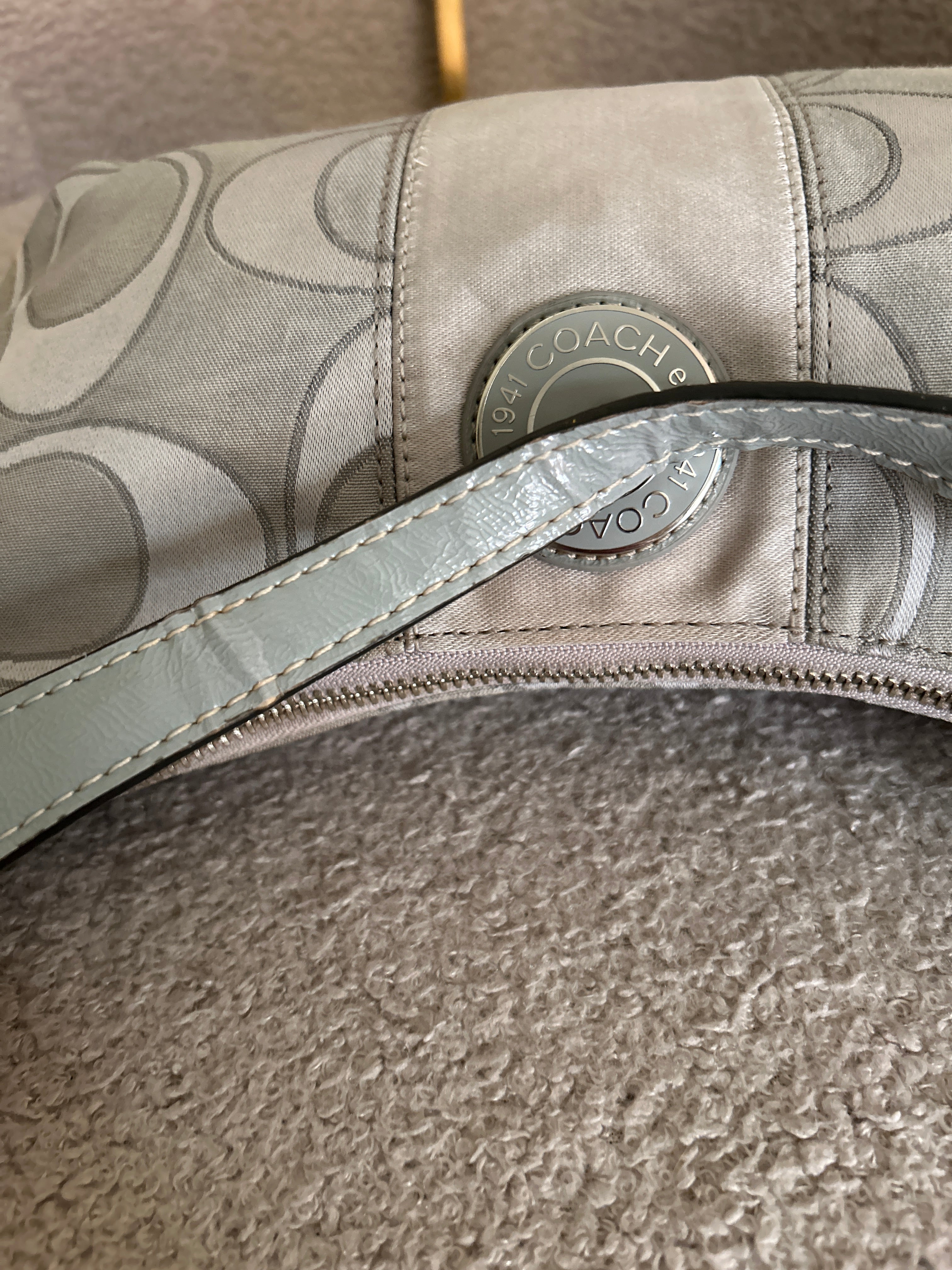 Vintage Coach mini shoulder bag