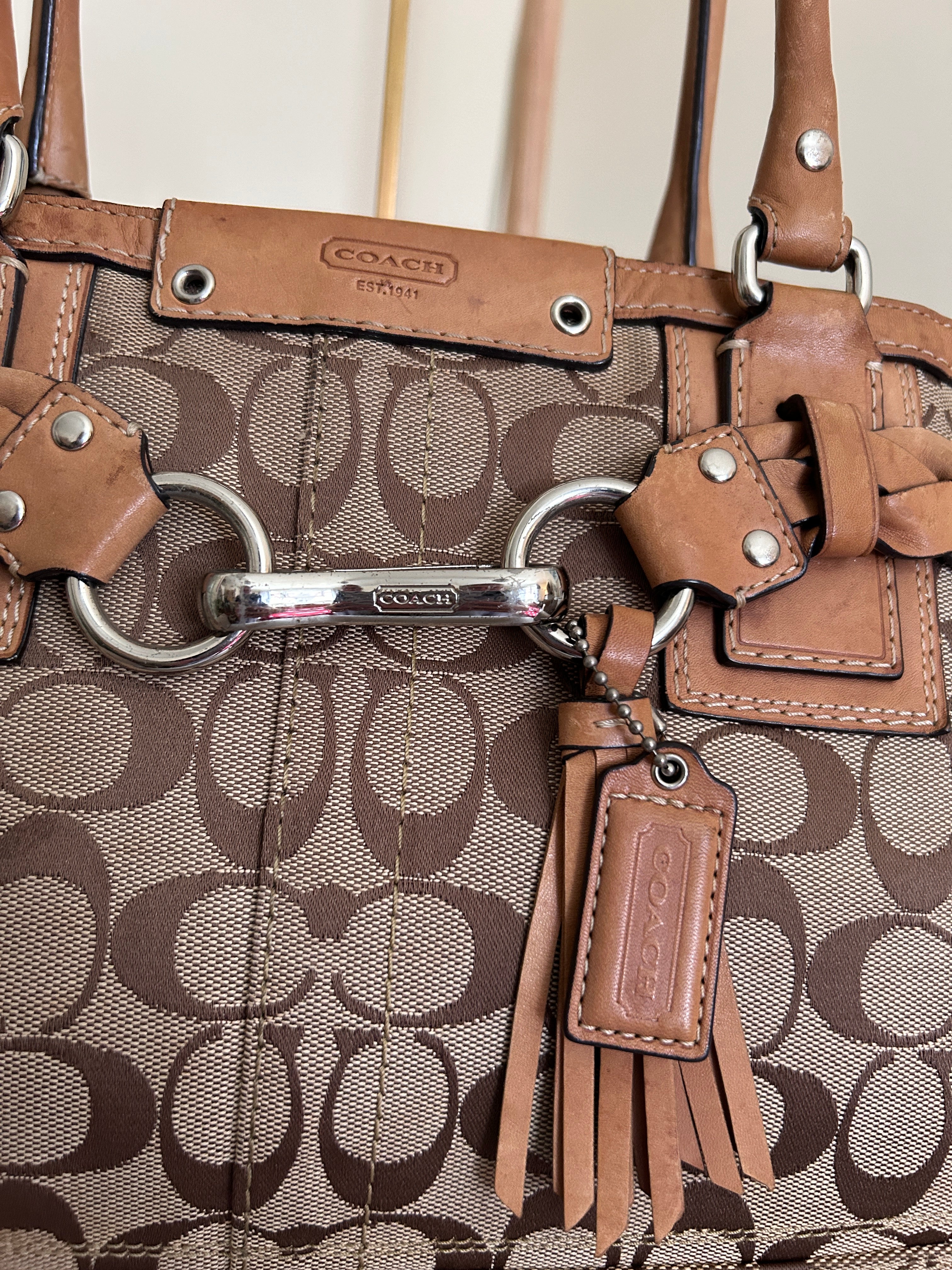 Vintage Coach Hampton shoulder bag