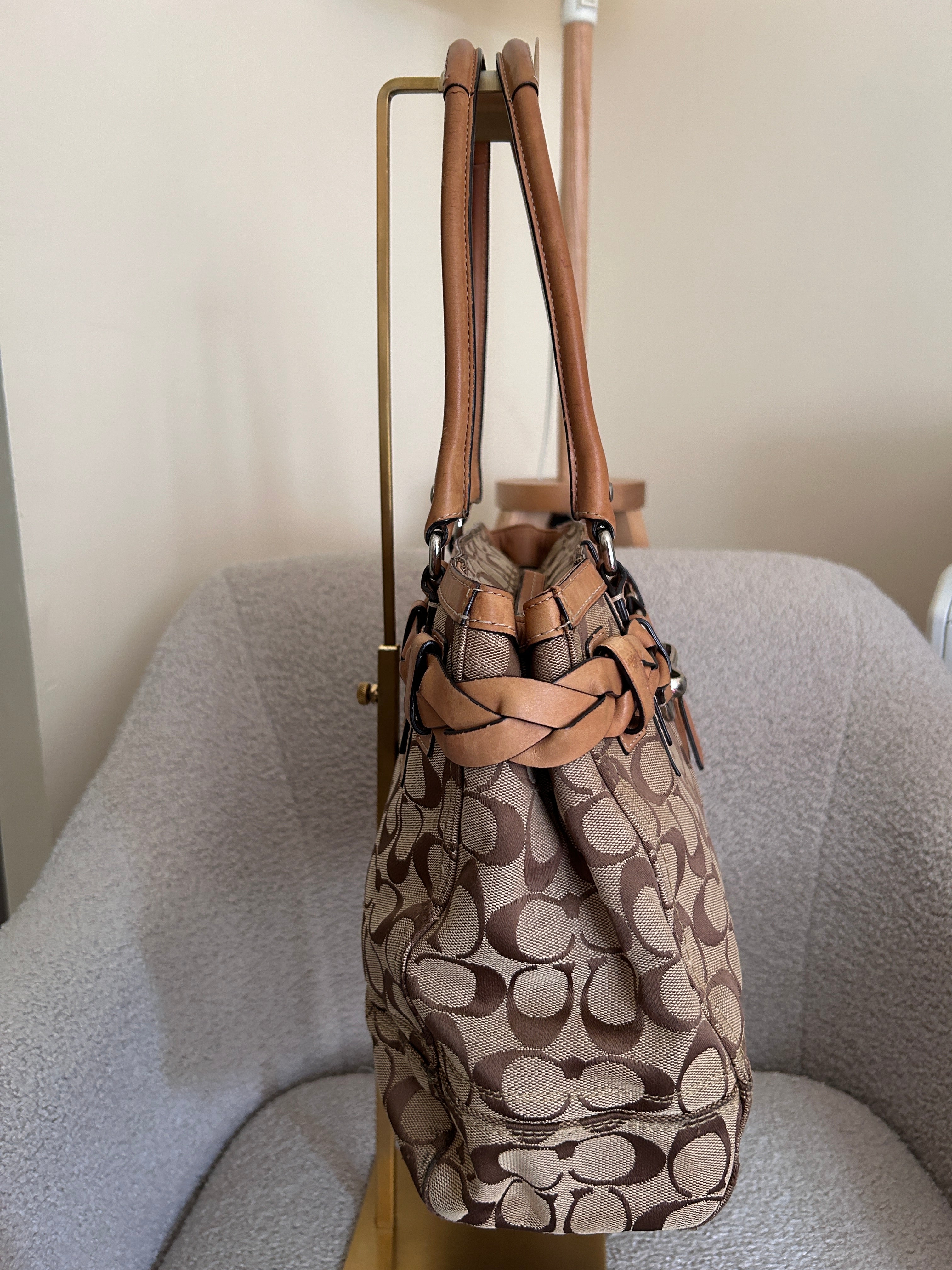 Vintage Coach Hampton shoulder bag