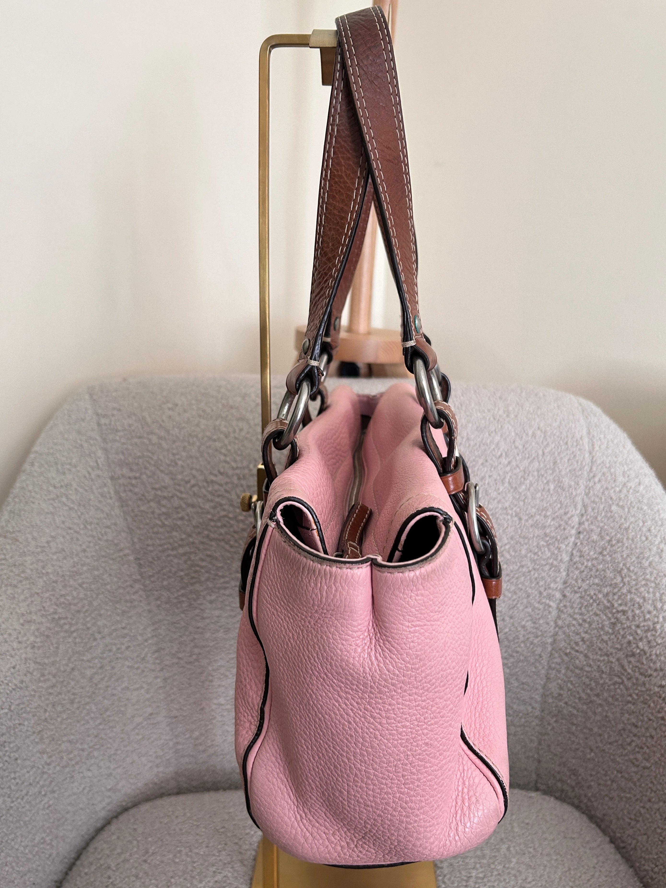 Vintage Coach pink leather shoulder bag