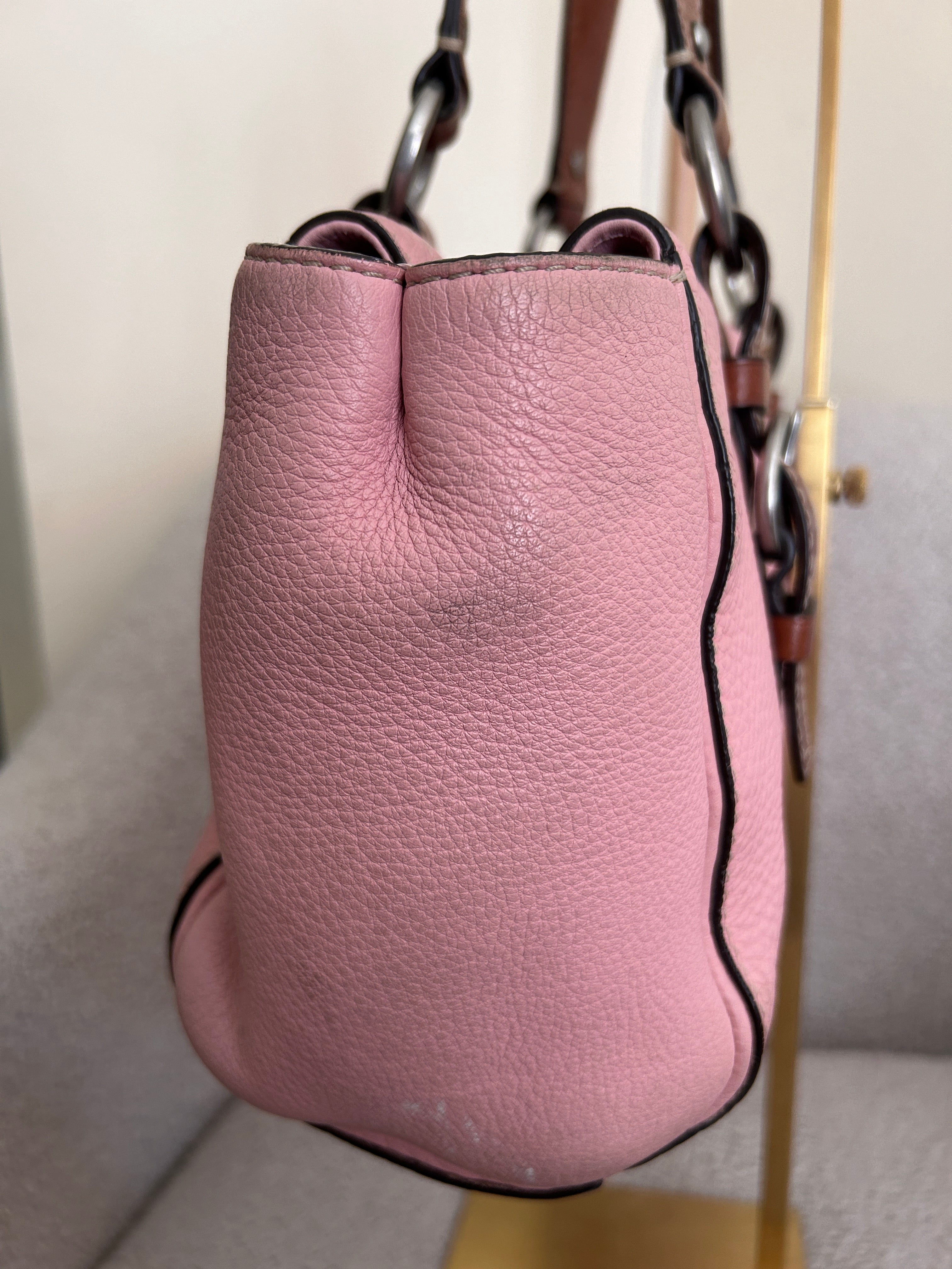 Vintage Coach pink leather shoulder bag
