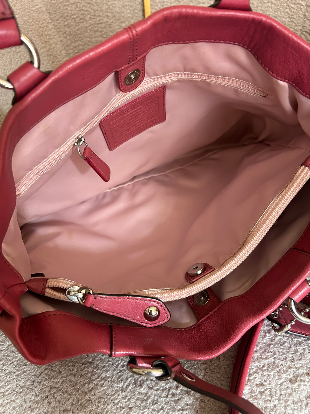Vintage Coach pink leather shoulder bag