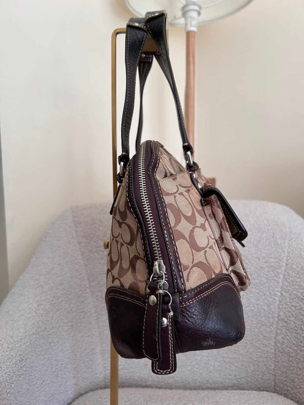 Vintage Coach brown monogram turnlock shoulder bag