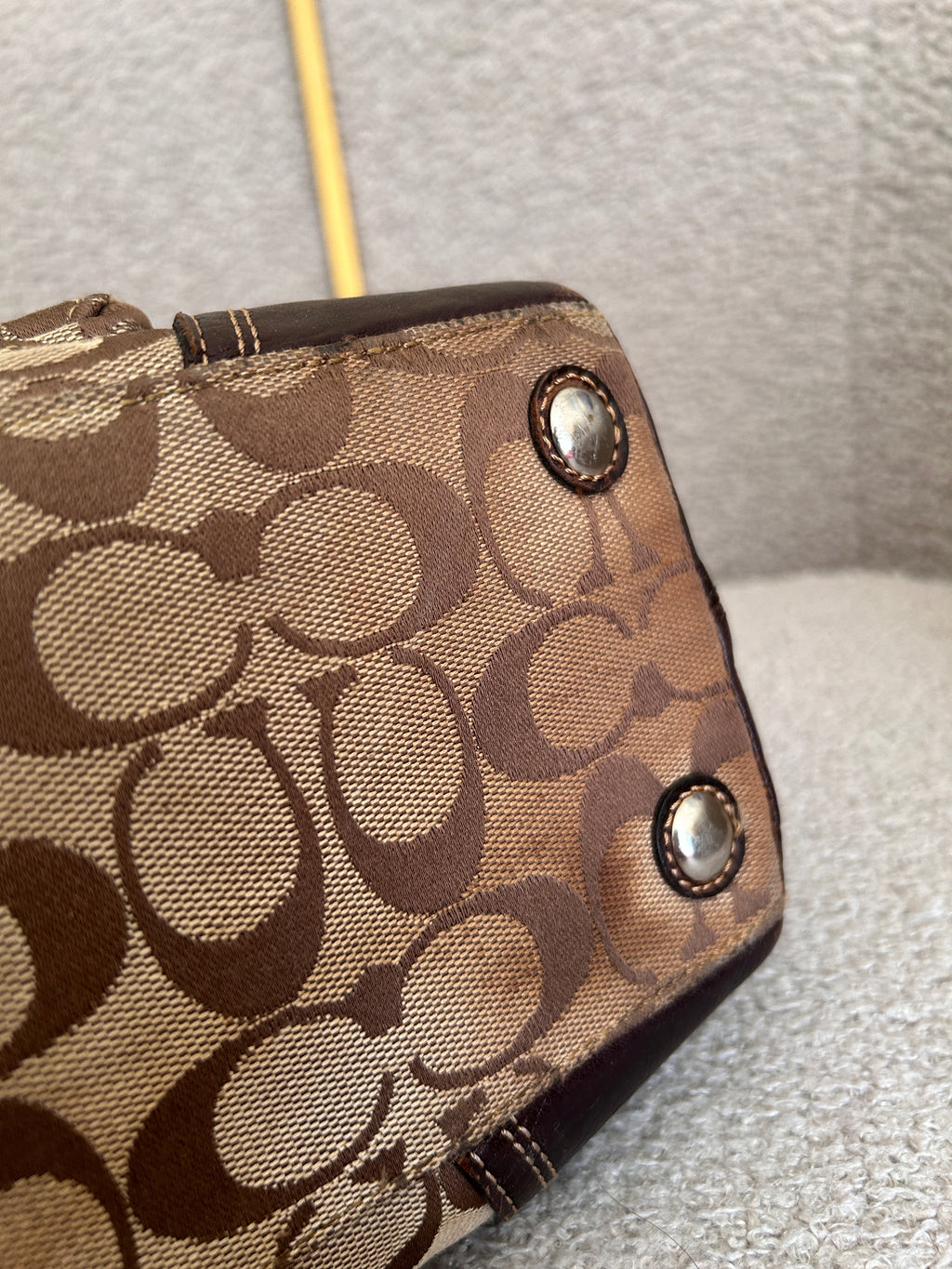 Vintage Coach brown monogram turnlock shoulder bag