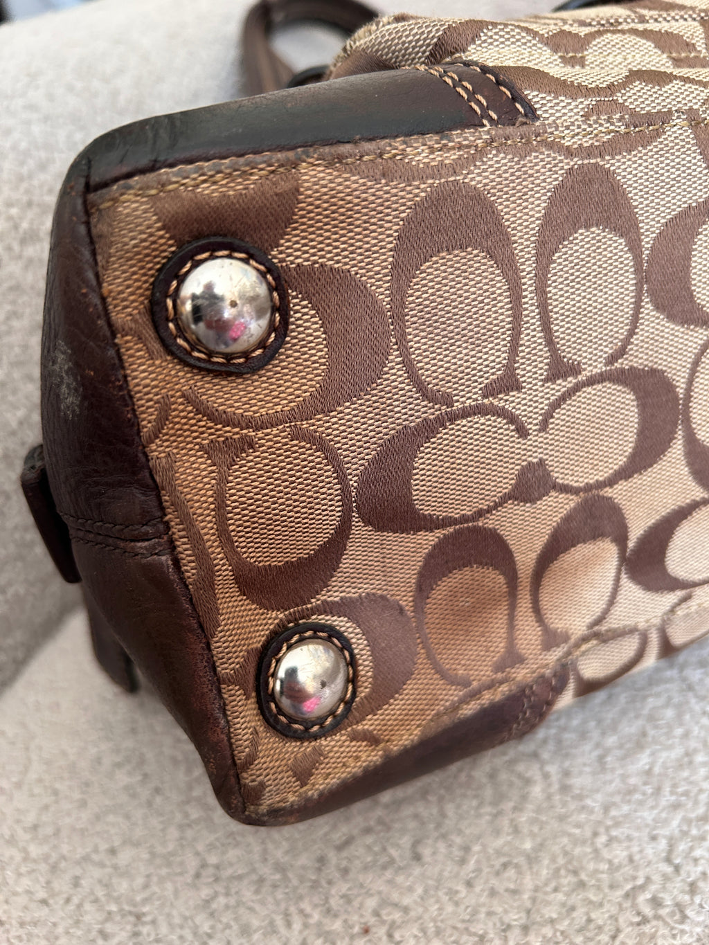 Vintage Coach brown monogram turnlock shoulder bag