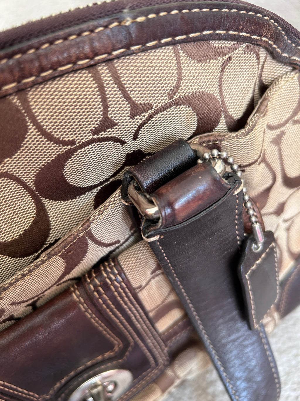 Vintage Coach brown monogram turnlock shoulder bag
