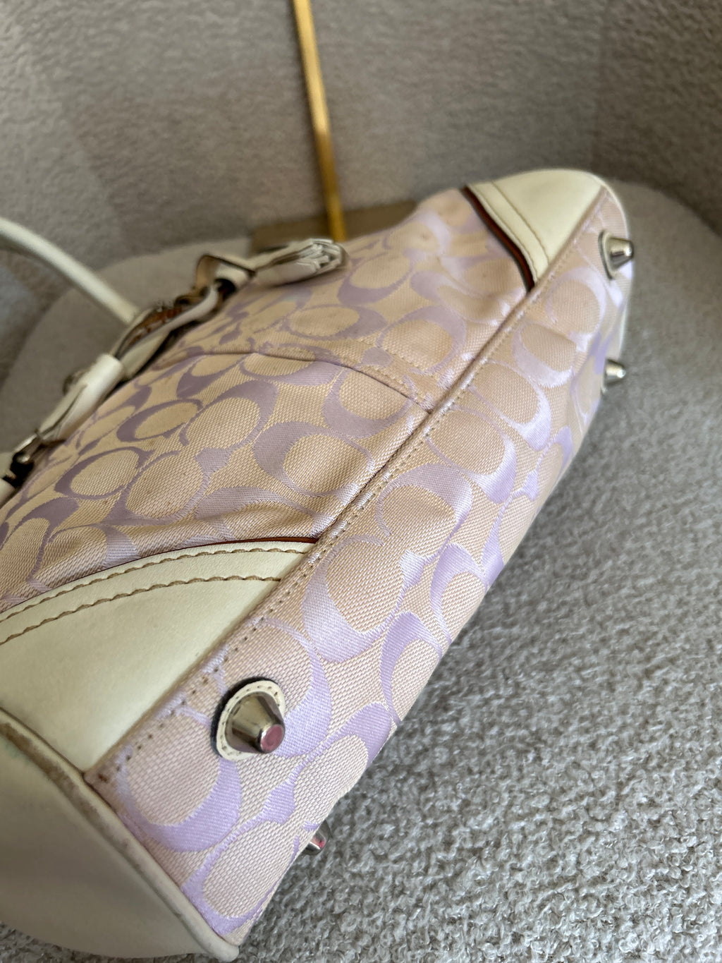 Vintage Coach lilac monogram Hampton shoulder bag
