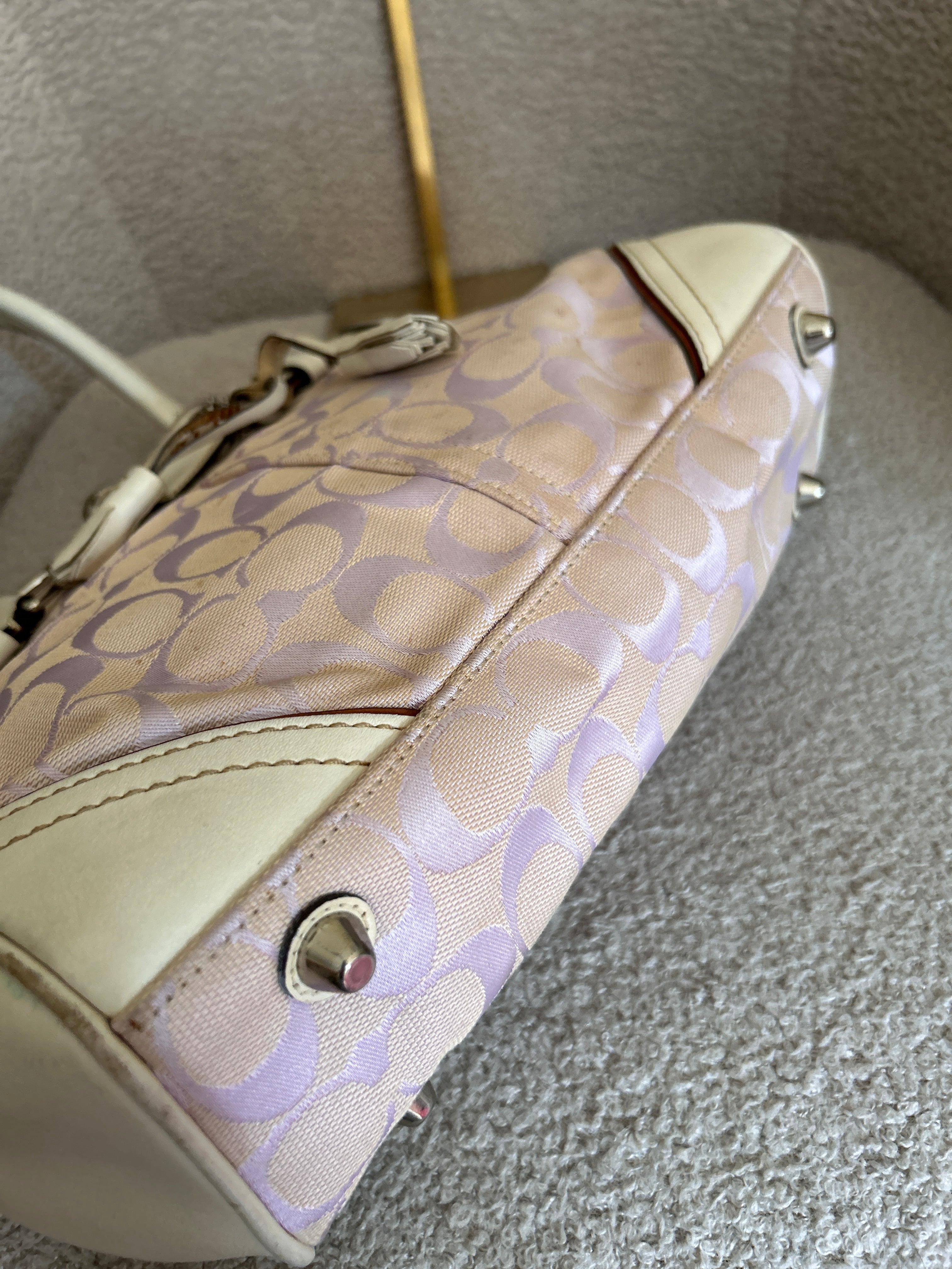 Vintage Coach lilac monogram Hampton shoulder bag