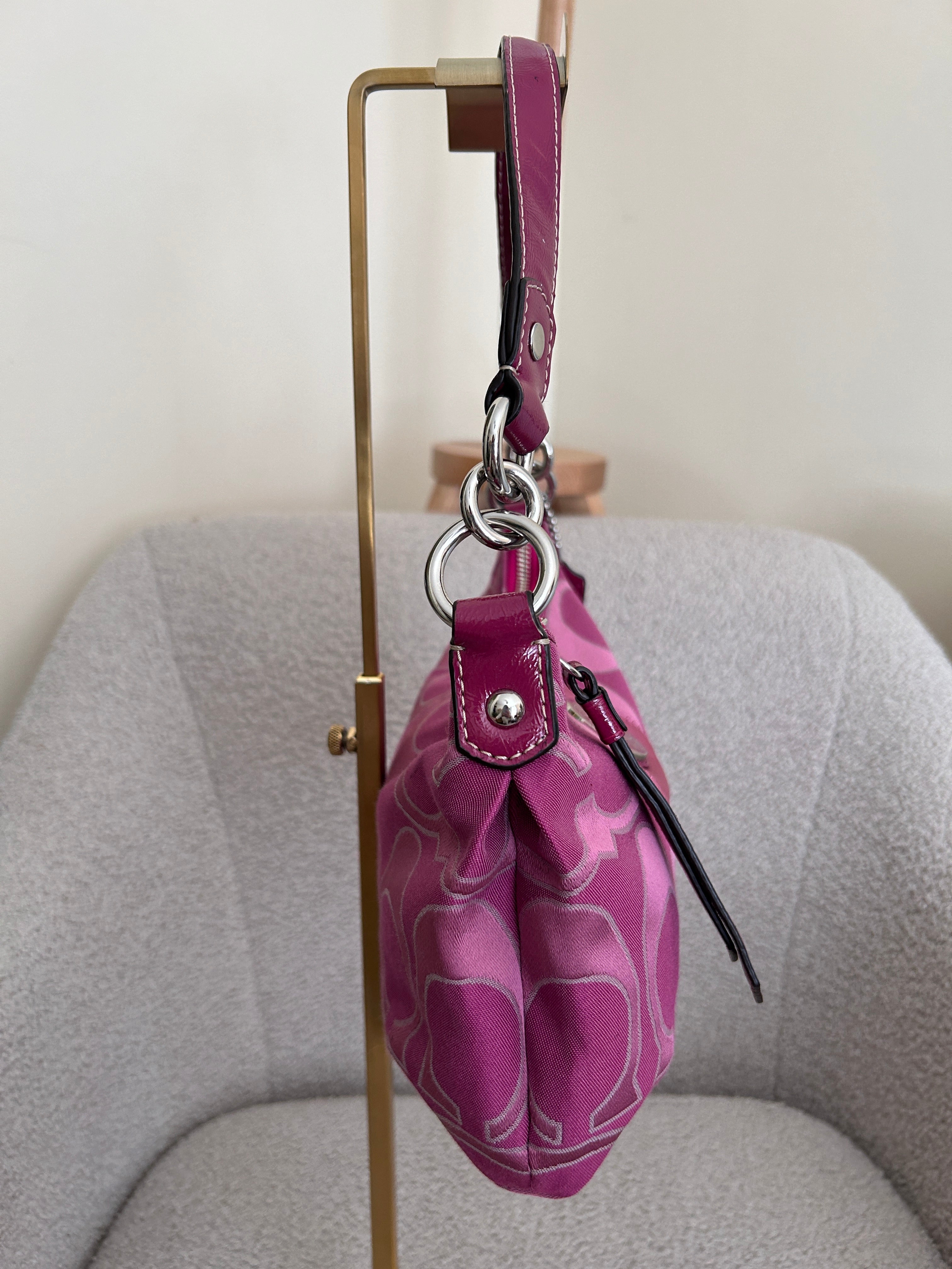 Vintage Coach pink shoulder bag