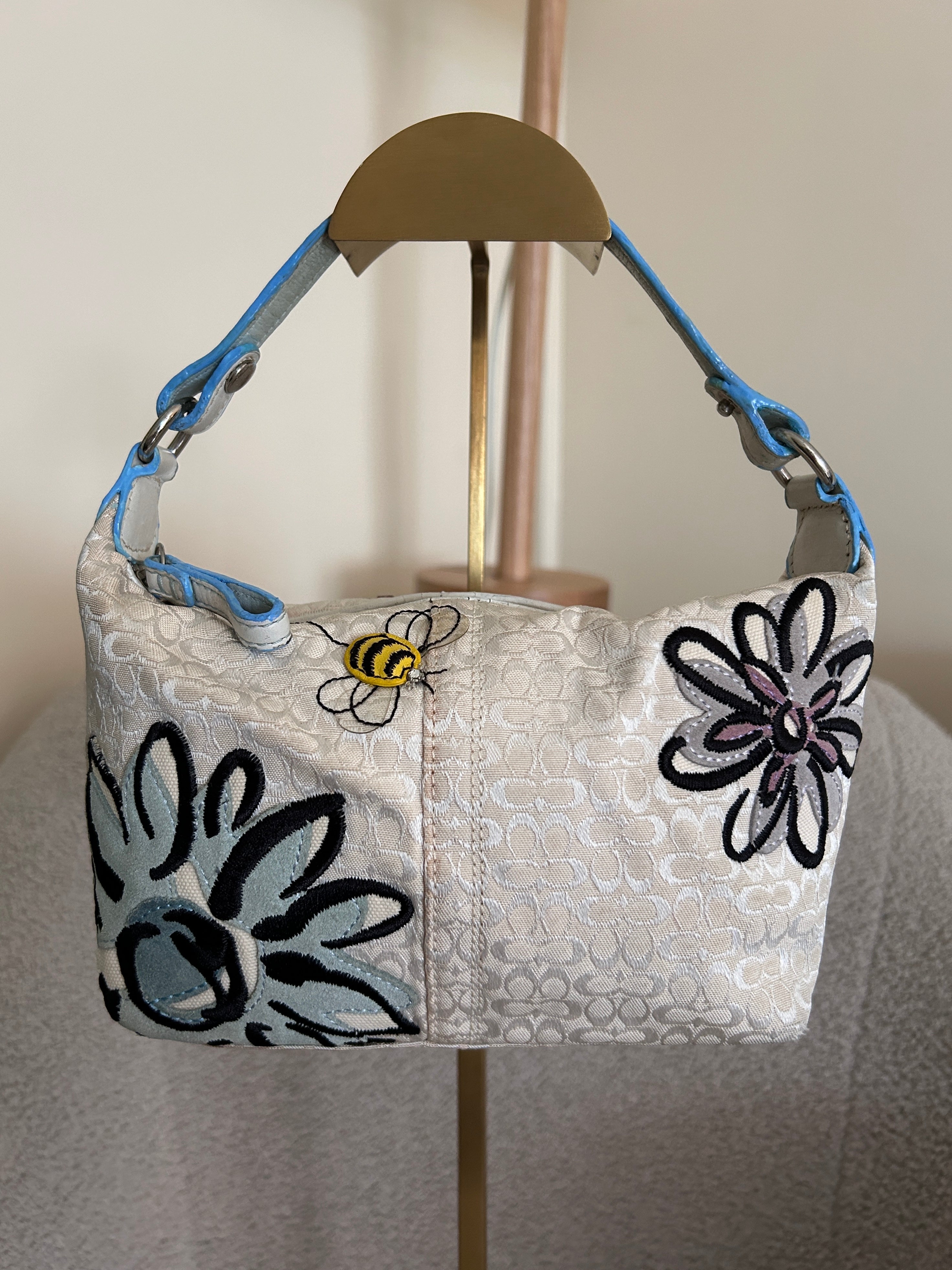 Vintage Coach bumble bee floral mini bag