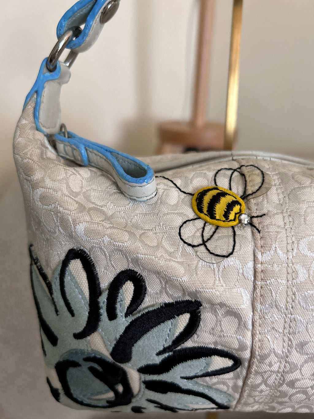 Vintage Coach bumble bee floral mini bag